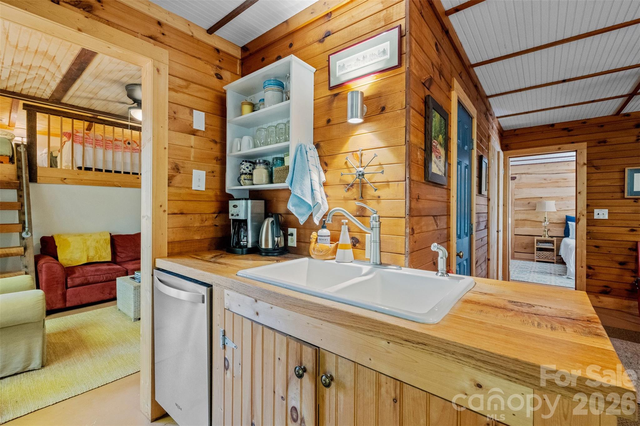 250 Burt Blackwell Road — Mill Spring