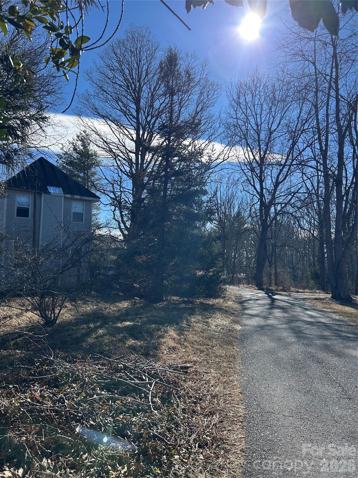 16 Mallory Lane — Arden
