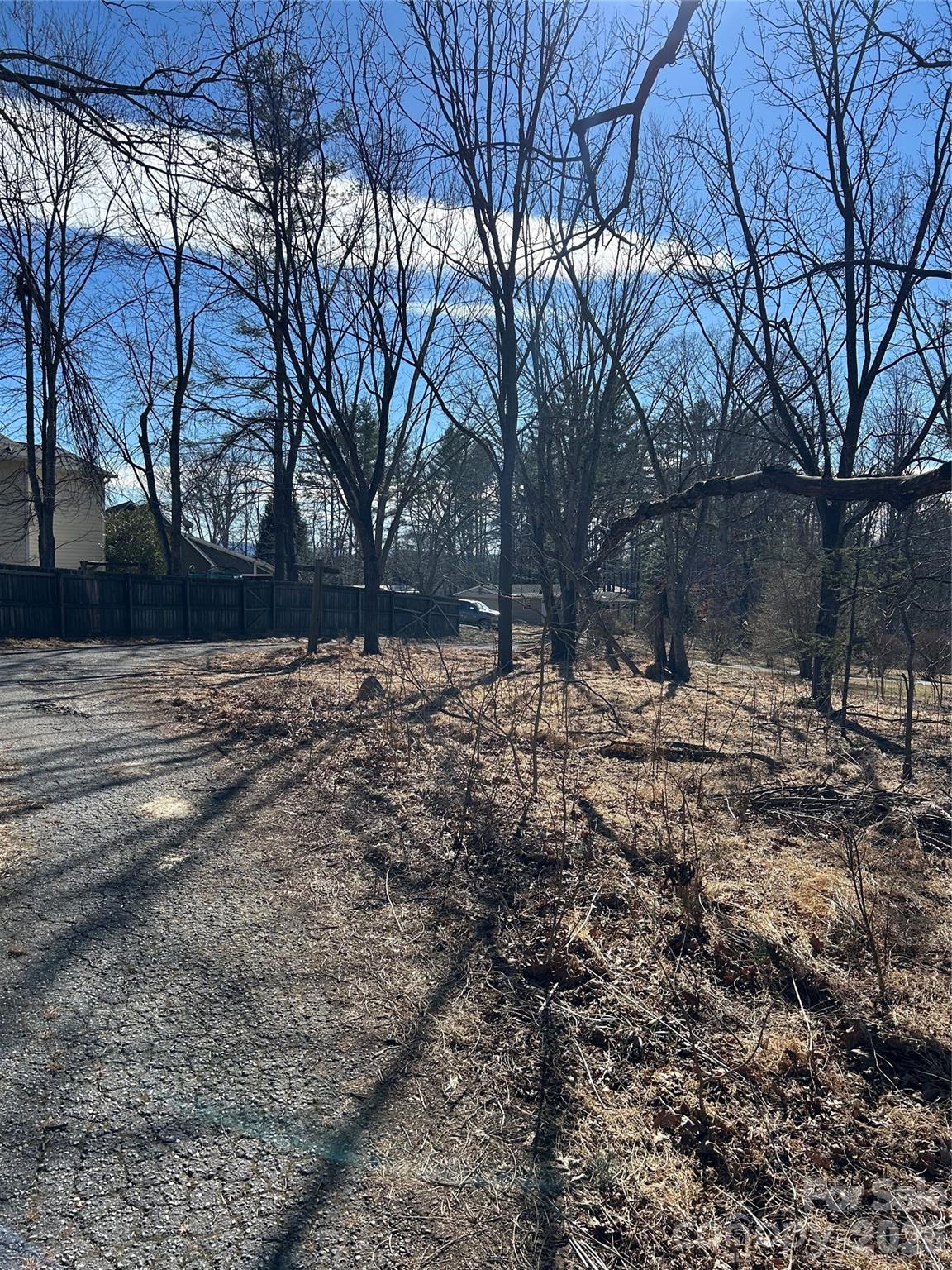 16 Mallory Lane — Arden