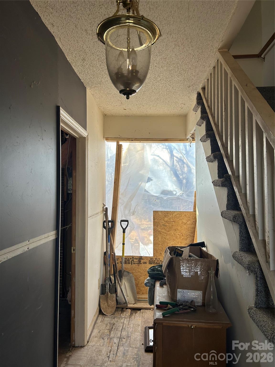 16 Mallory Lane — Arden