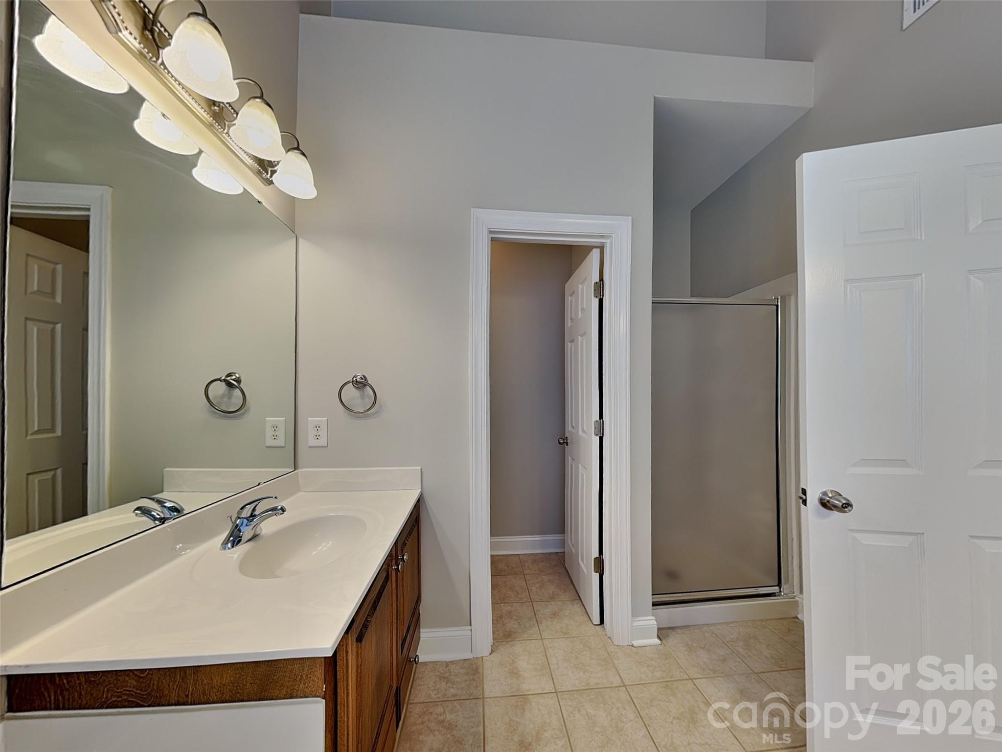 2562 Firethorn Court — Gastonia