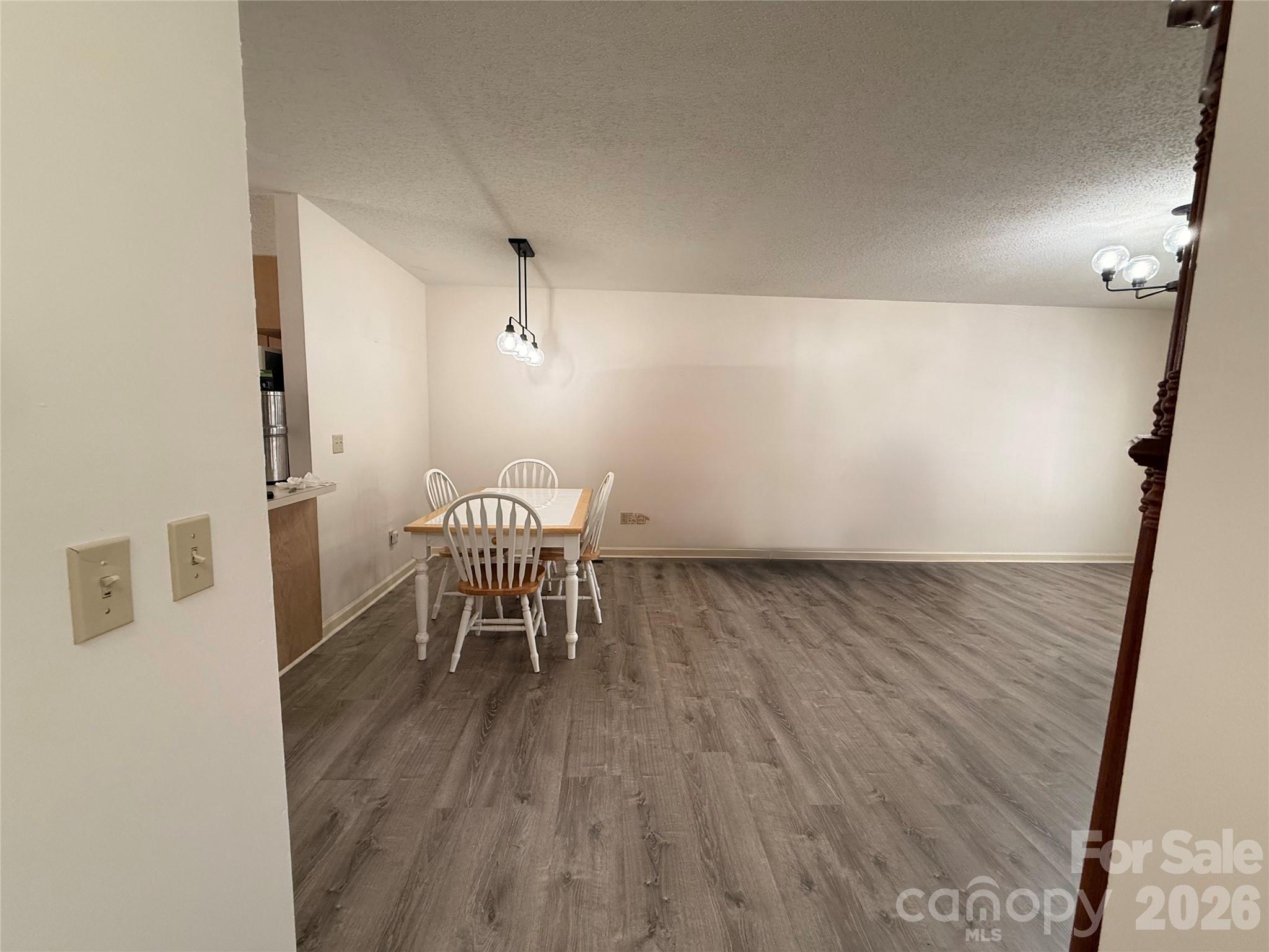 160 Whispering Pines Drive — Marion