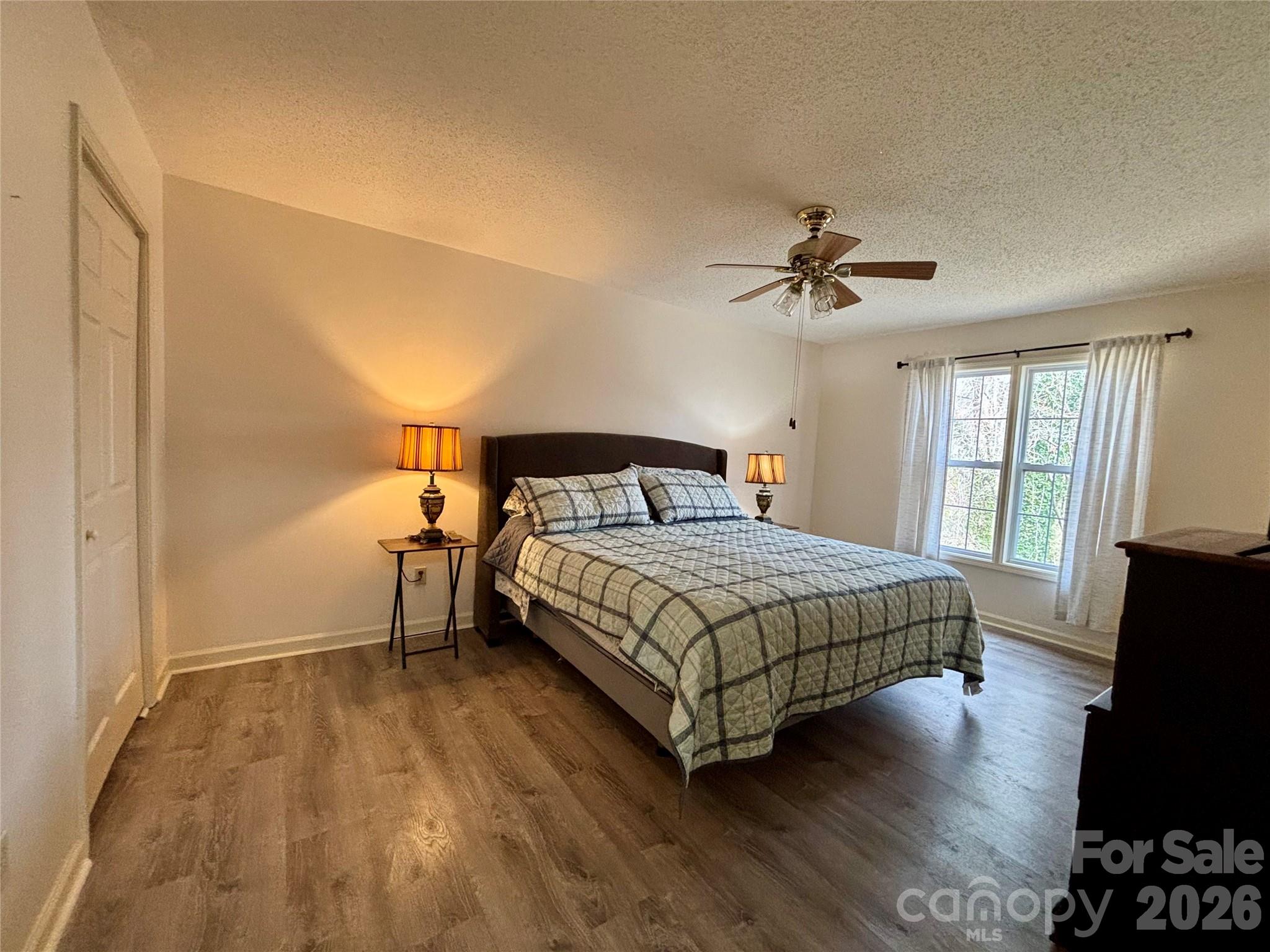 160 Whispering Pines Drive — Marion