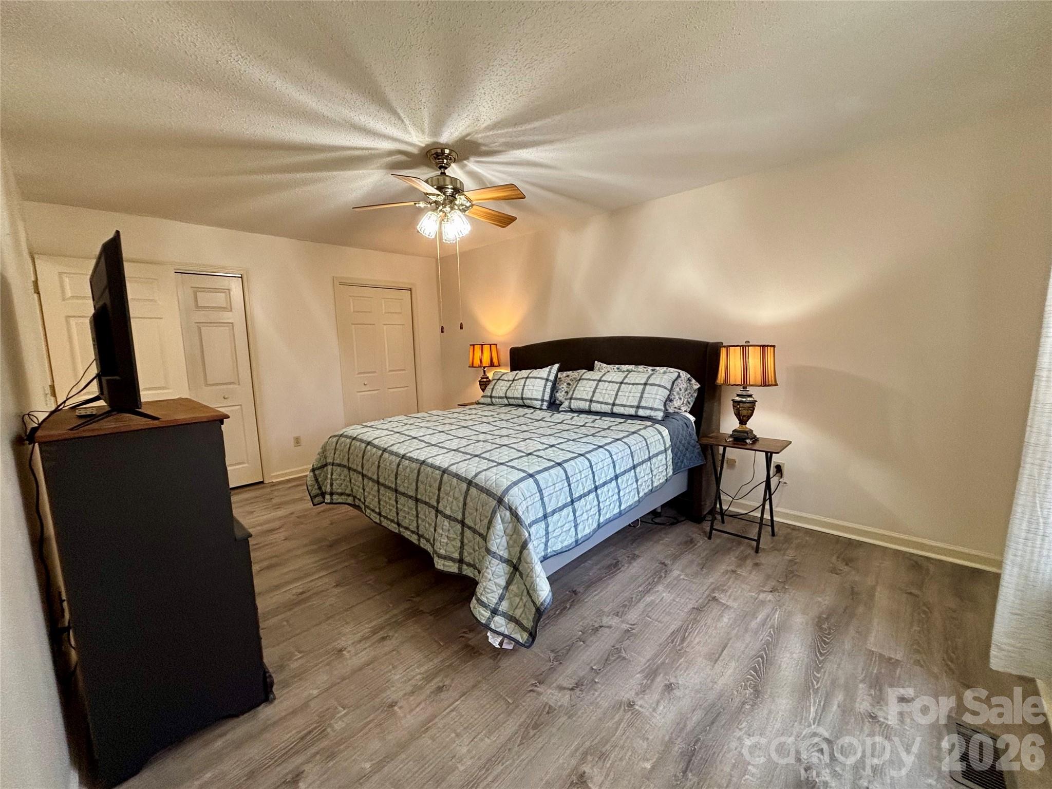 160 Whispering Pines Drive — Marion