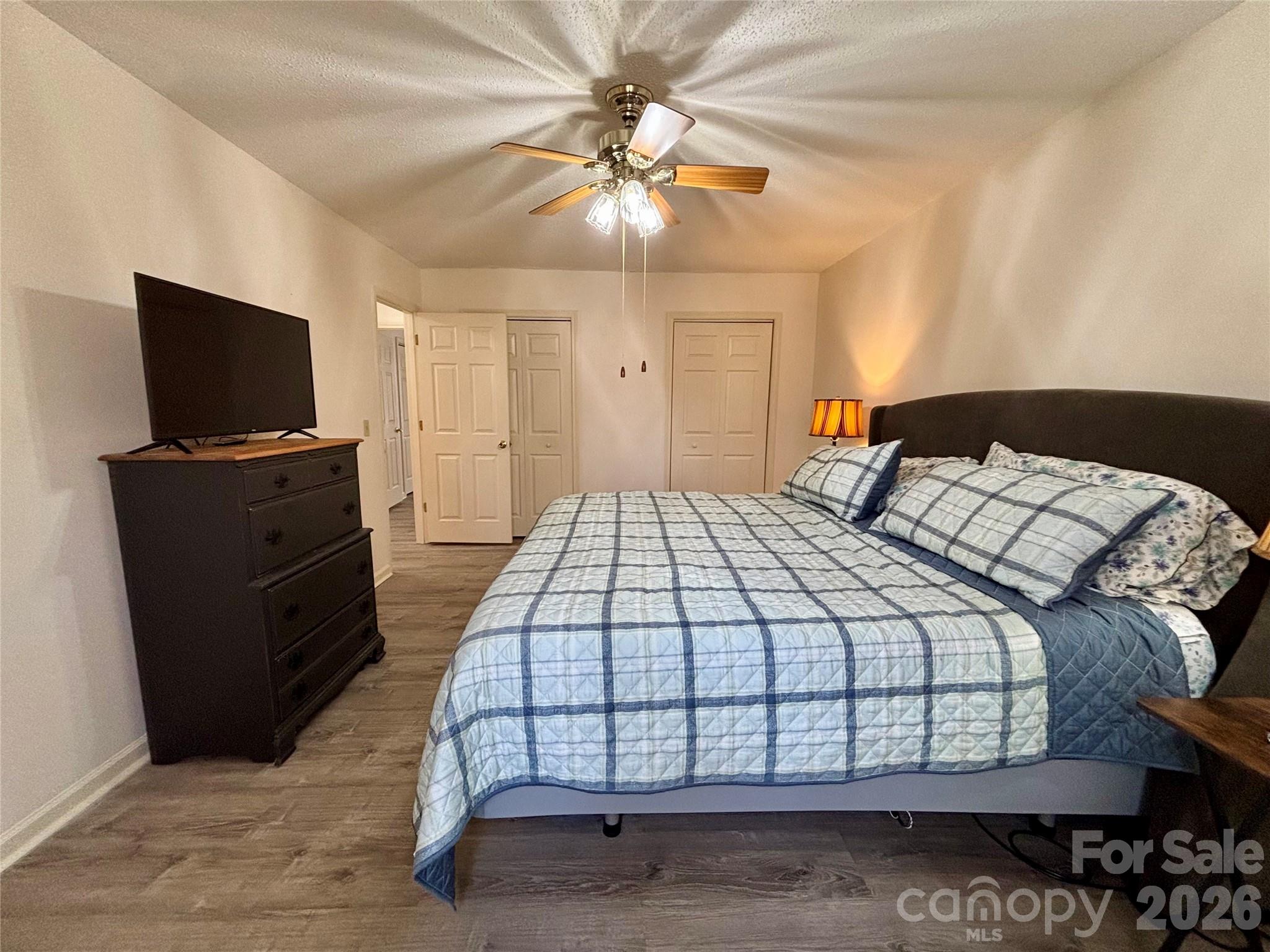 160 Whispering Pines Drive — Marion