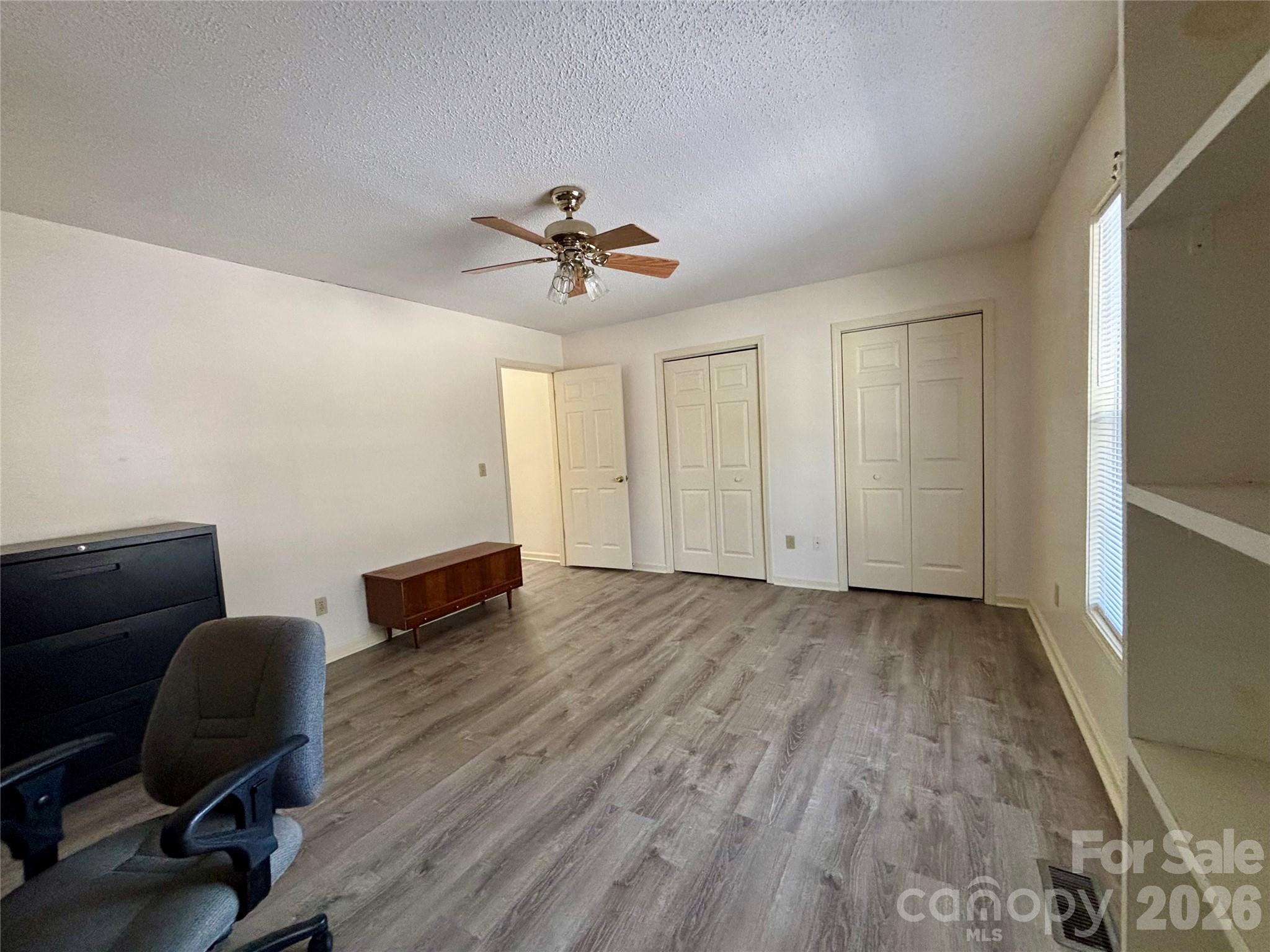 160 Whispering Pines Drive — Marion