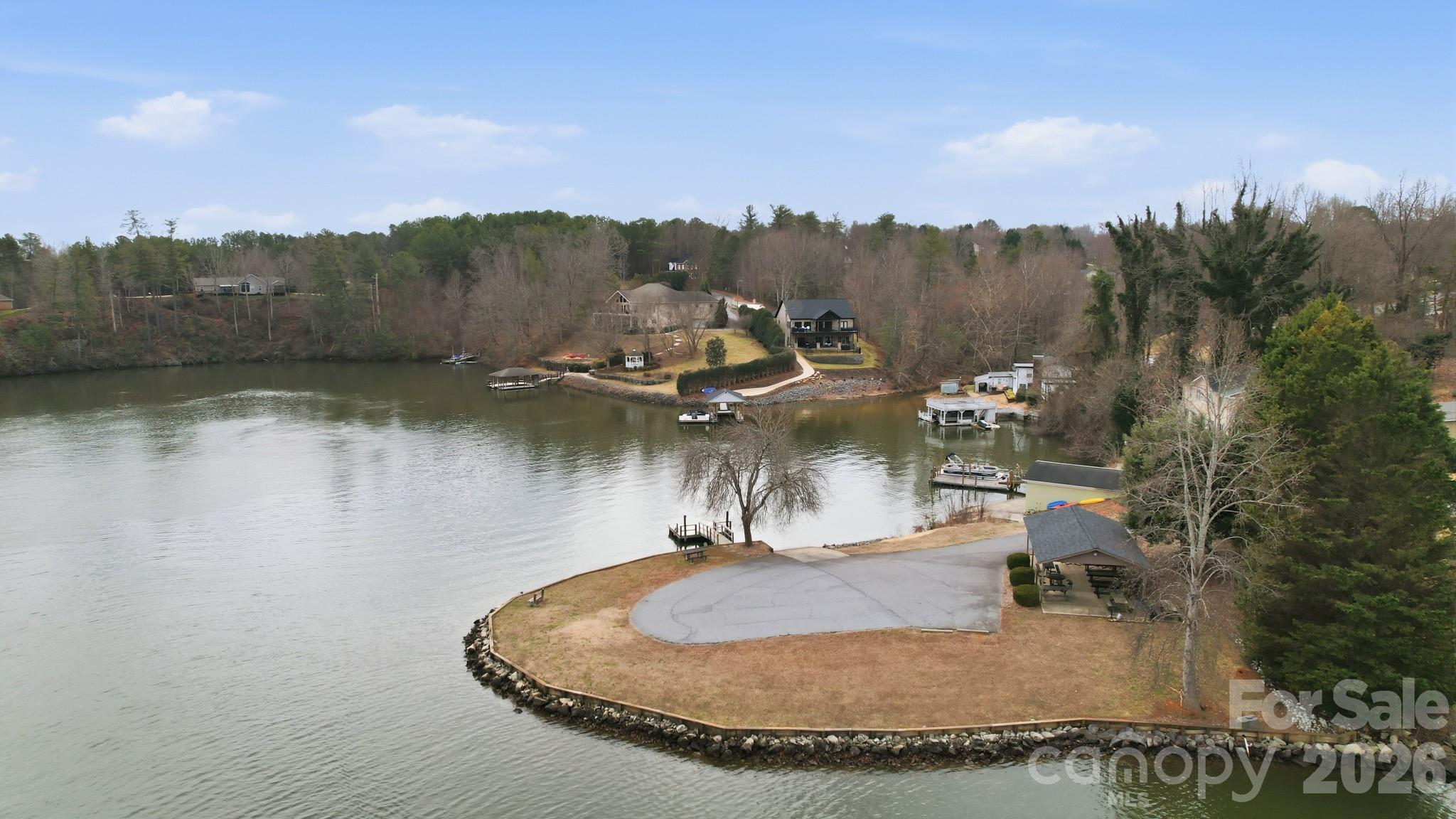 5969 Gold Creek Estate Drive — Hickory
