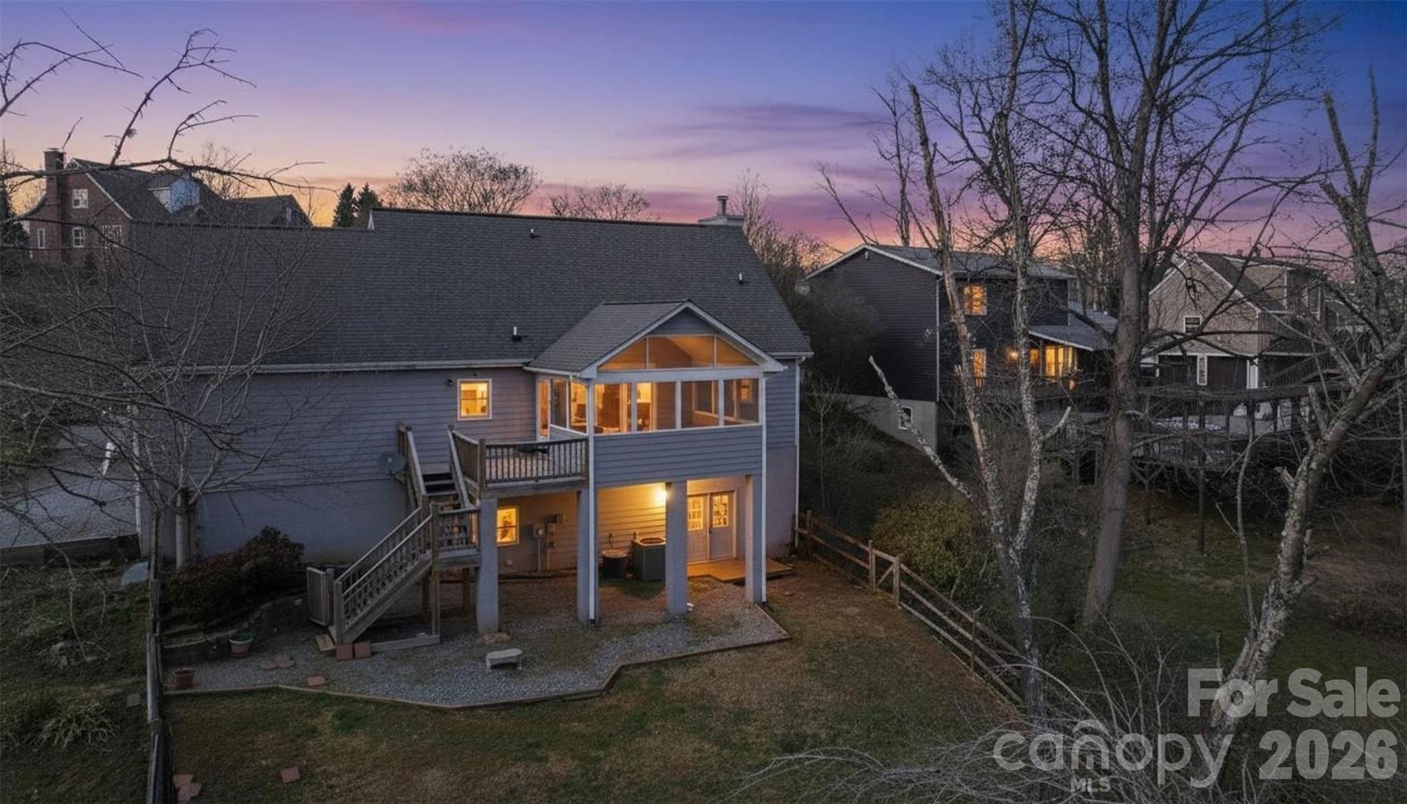 5969 Gold Creek Estate Drive — Hickory