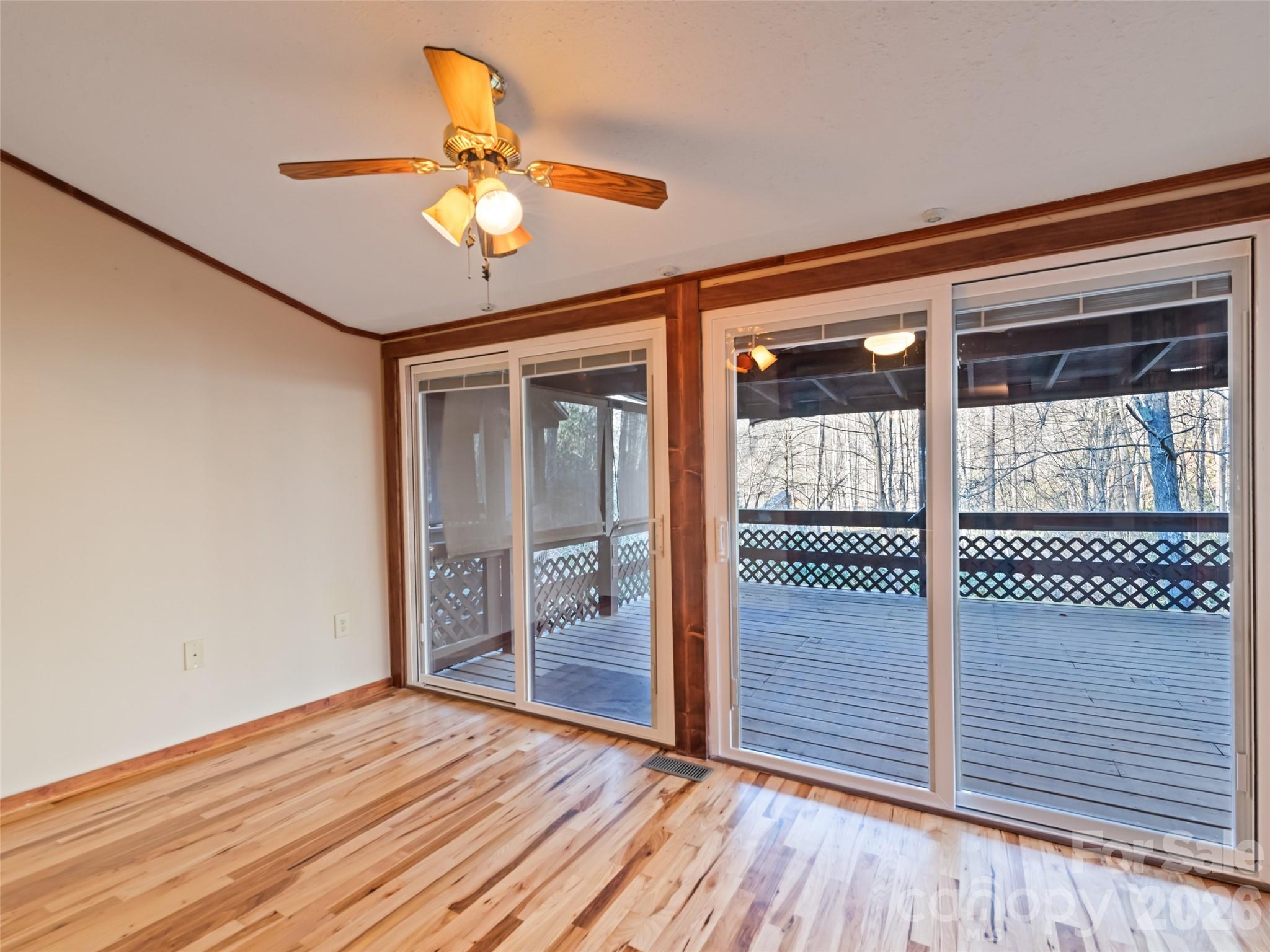 36 Mulberry Lane — Maggie Valley