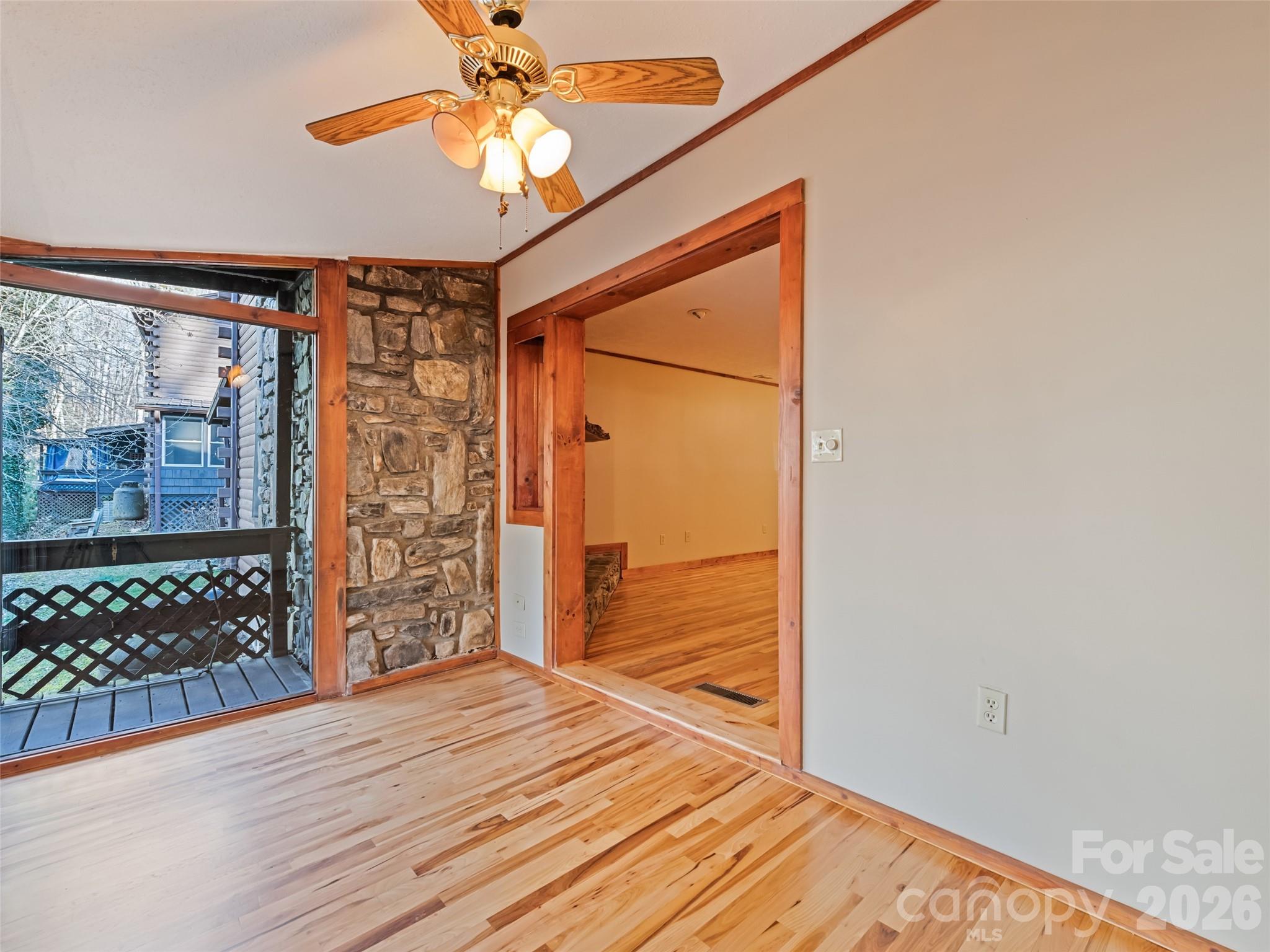 36 Mulberry Lane — Maggie Valley