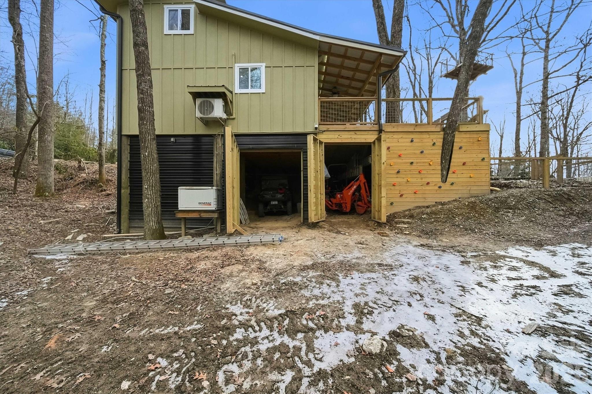 7039 Joe Bowman Avenue — Newland