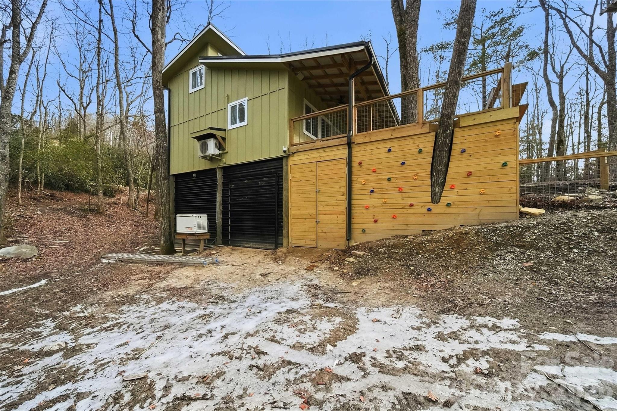 7039 Joe Bowman Avenue — Newland