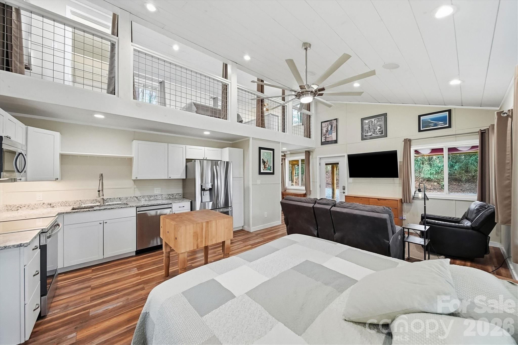 7039 Joe Bowman Avenue — Newland