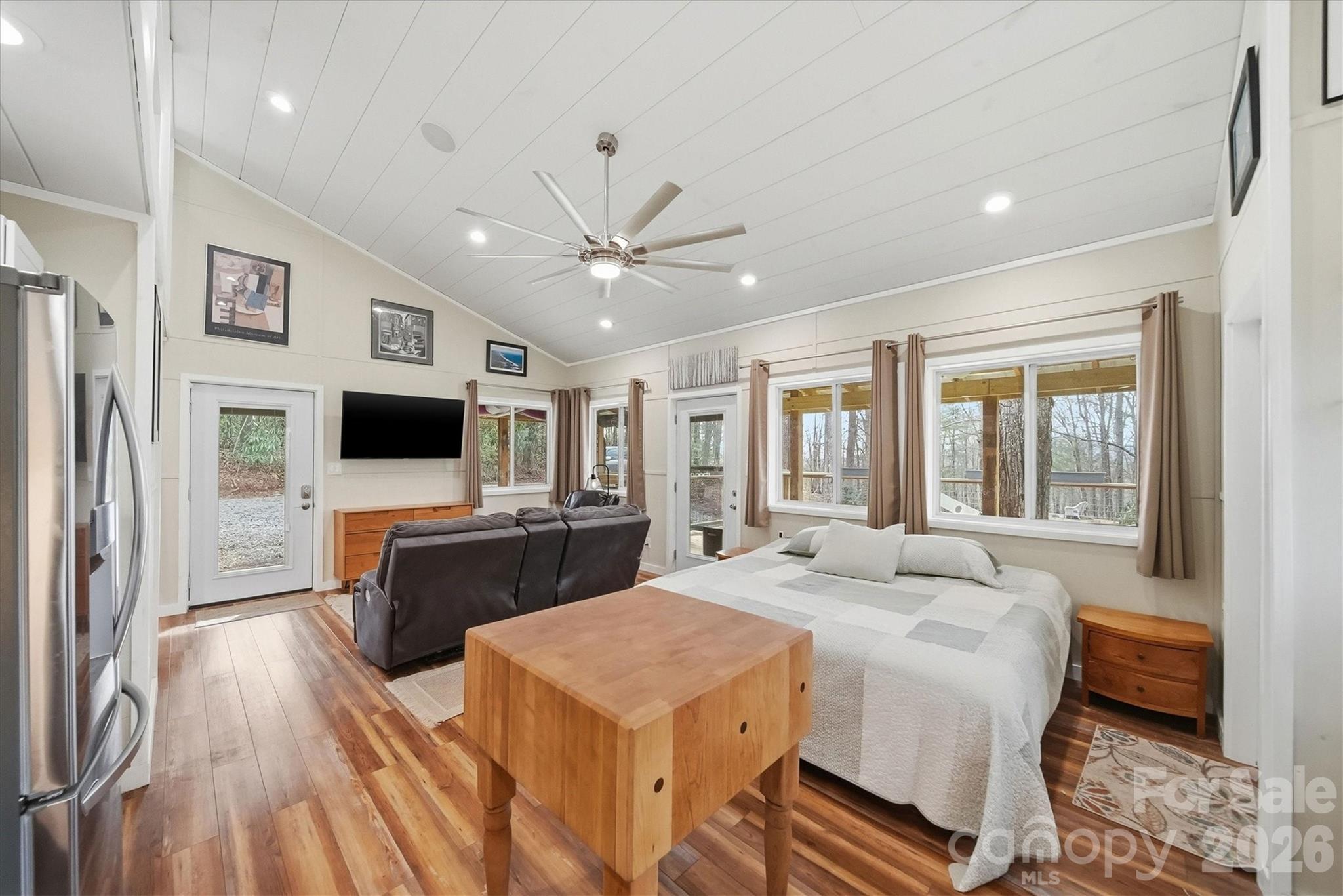 7039 Joe Bowman Avenue — Newland
