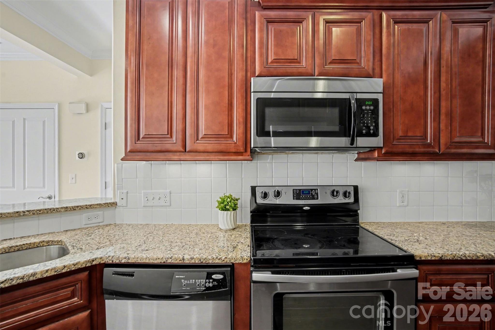 6605 Central Pacific Avenue — Charlotte