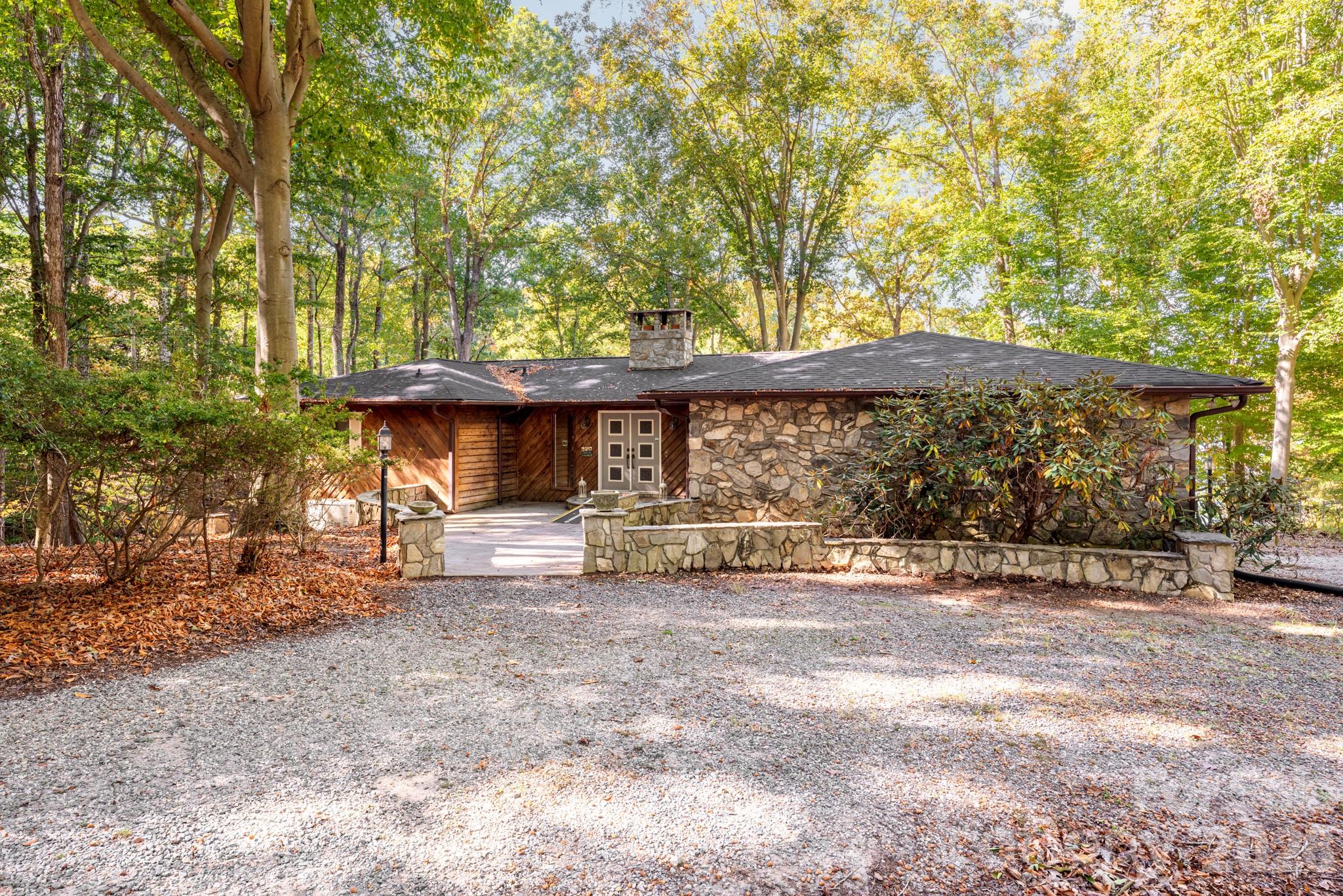 151 Bridlewood Drive — Mooresville
