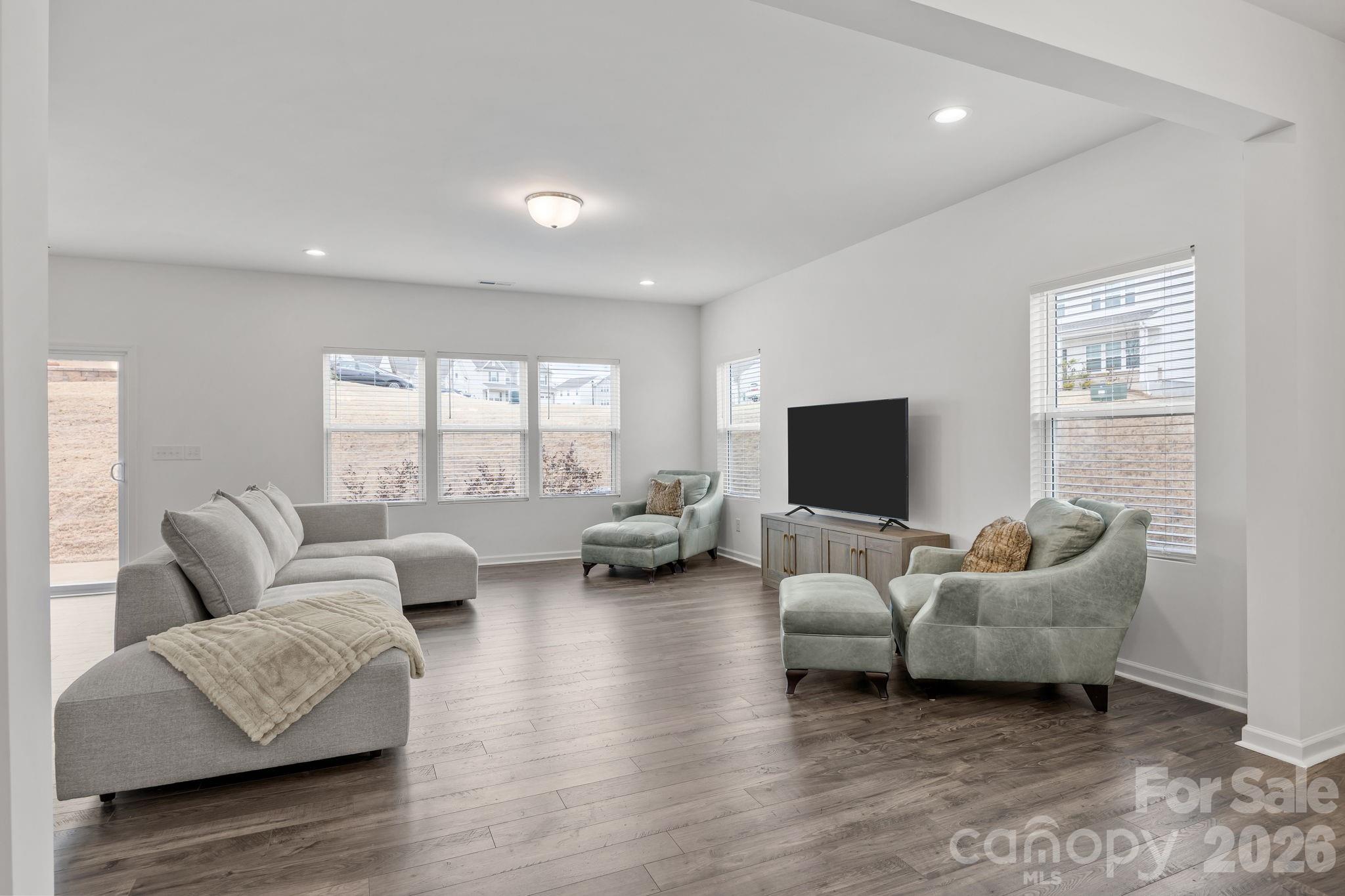 124 Benford Drive — Troutman