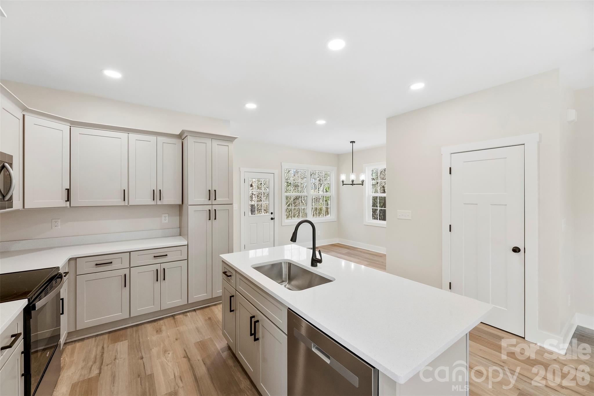 205 Putnam Street — Shelby