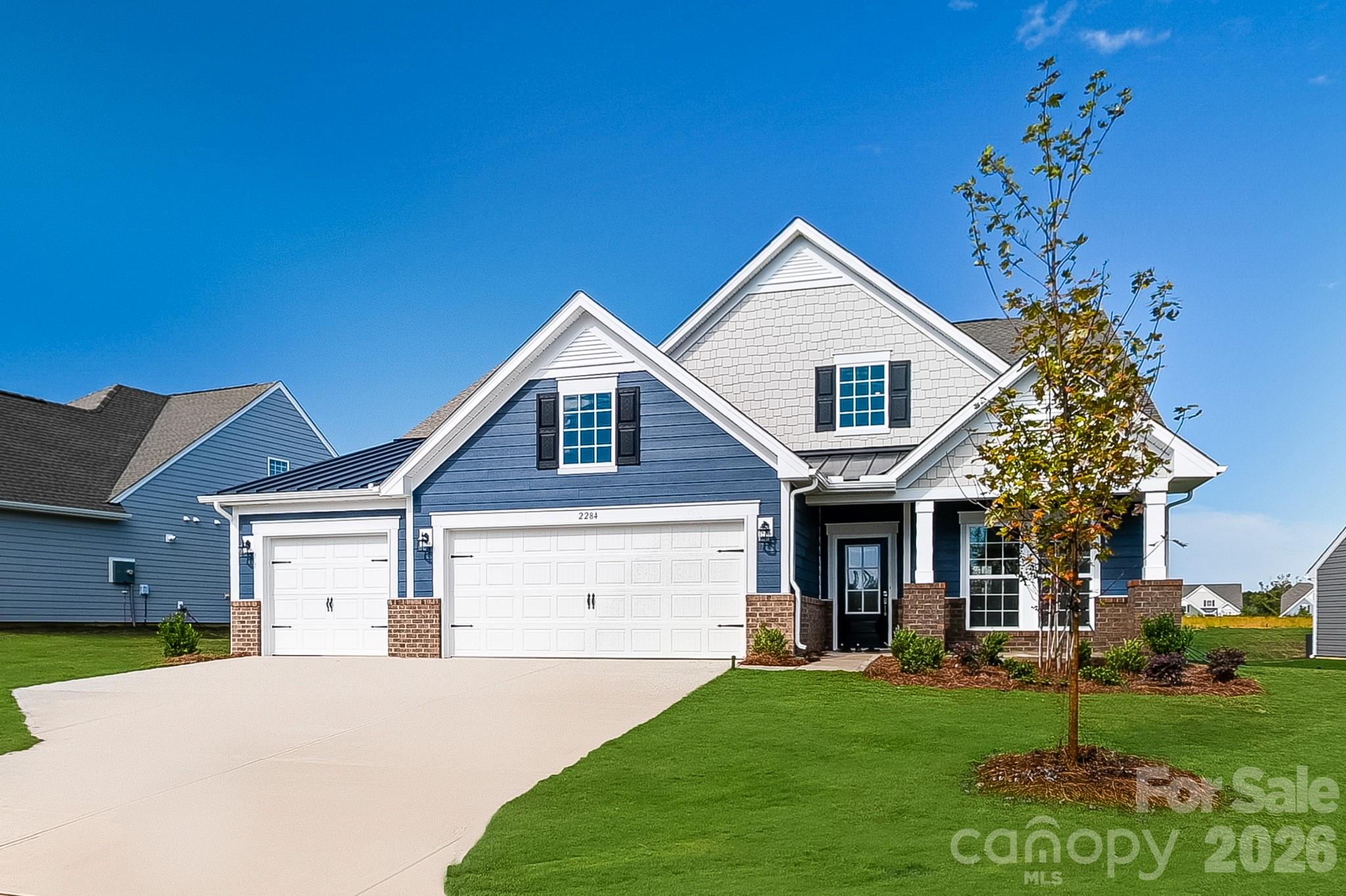 2284 Moon Crest Road #146 — Lancaster