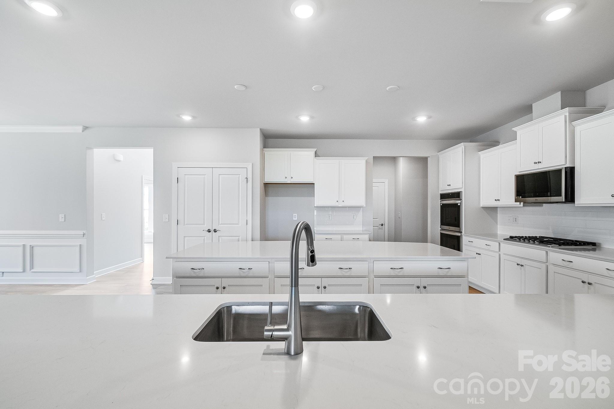 2284 Moon Crest Road #146 — Lancaster