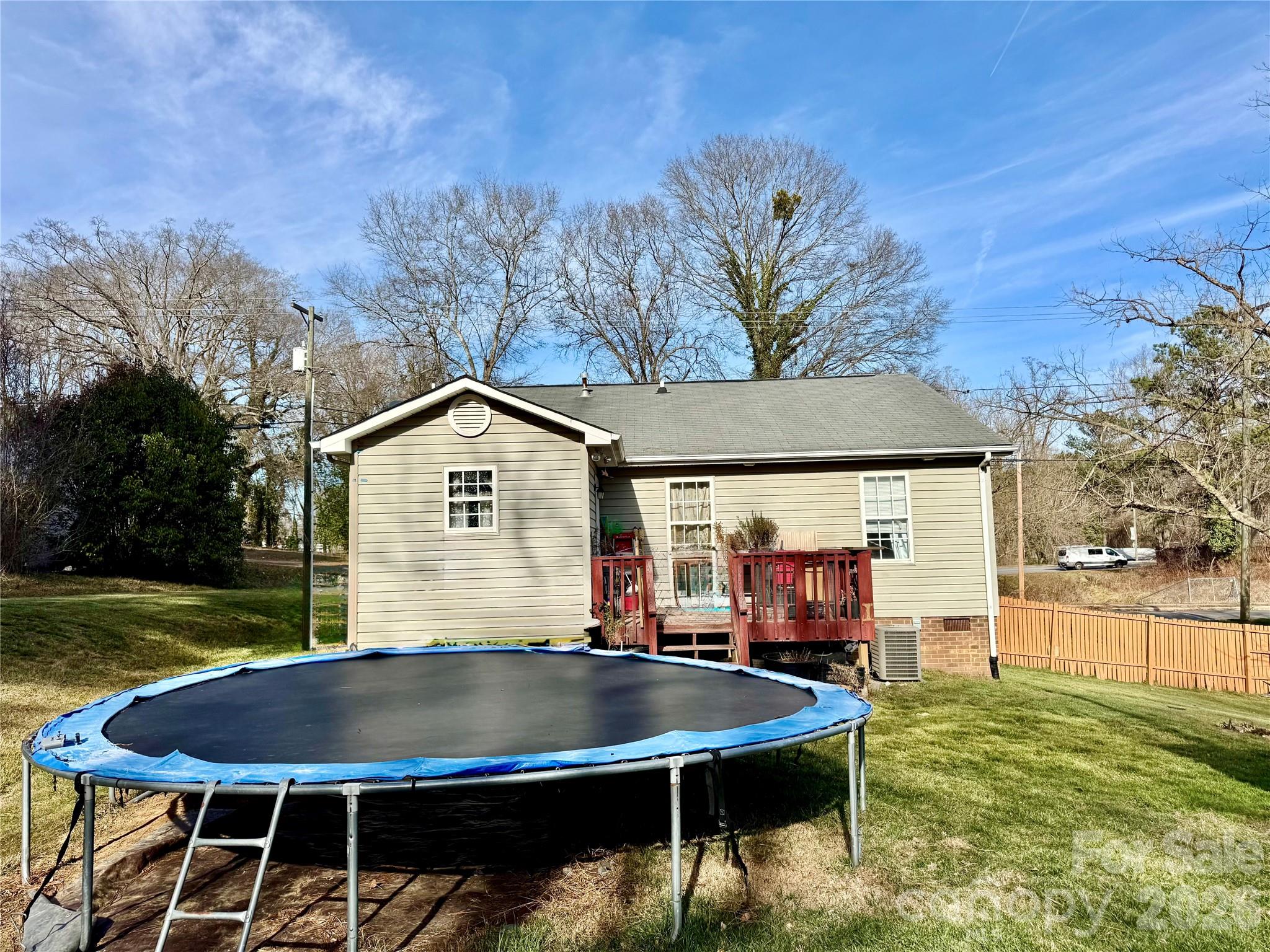 1019 W 7th Avenue — Gastonia