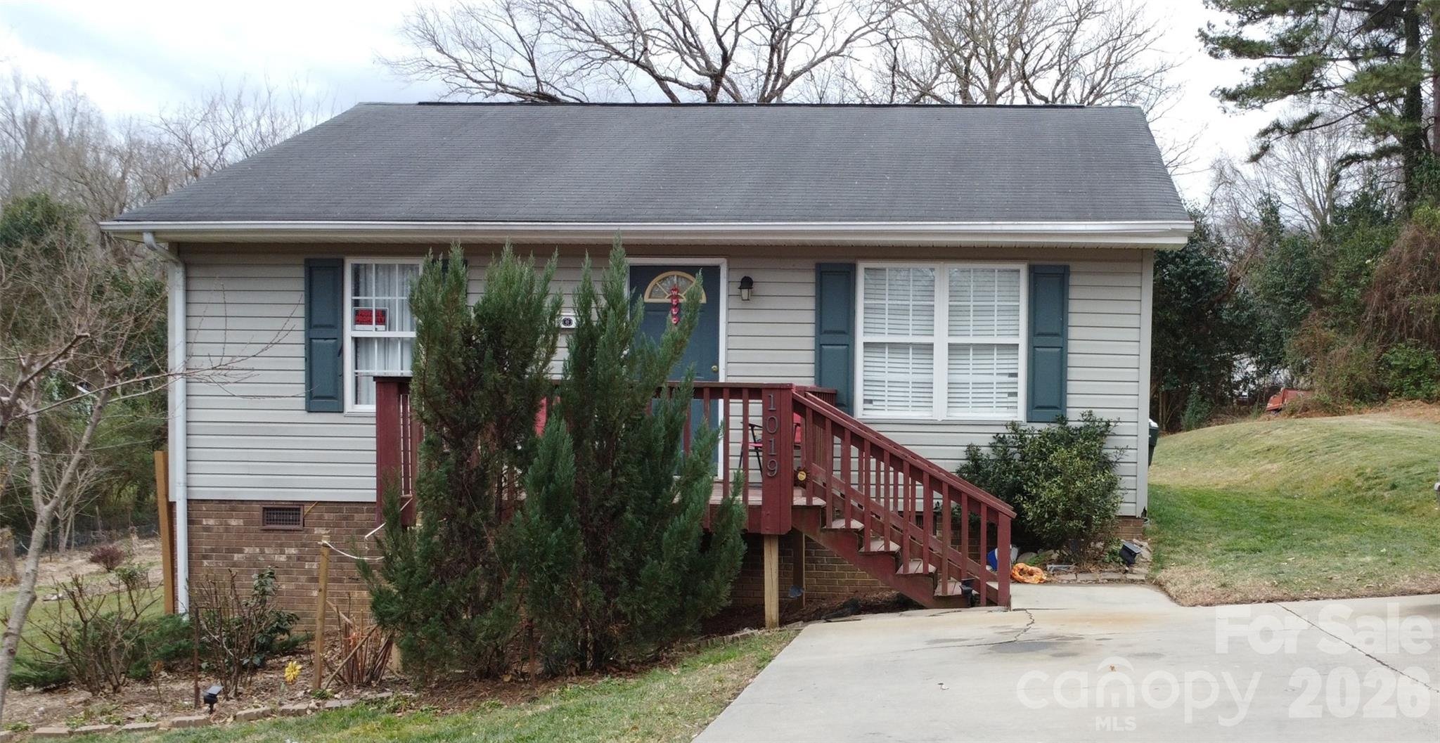 1019 W 7th Avenue — Gastonia