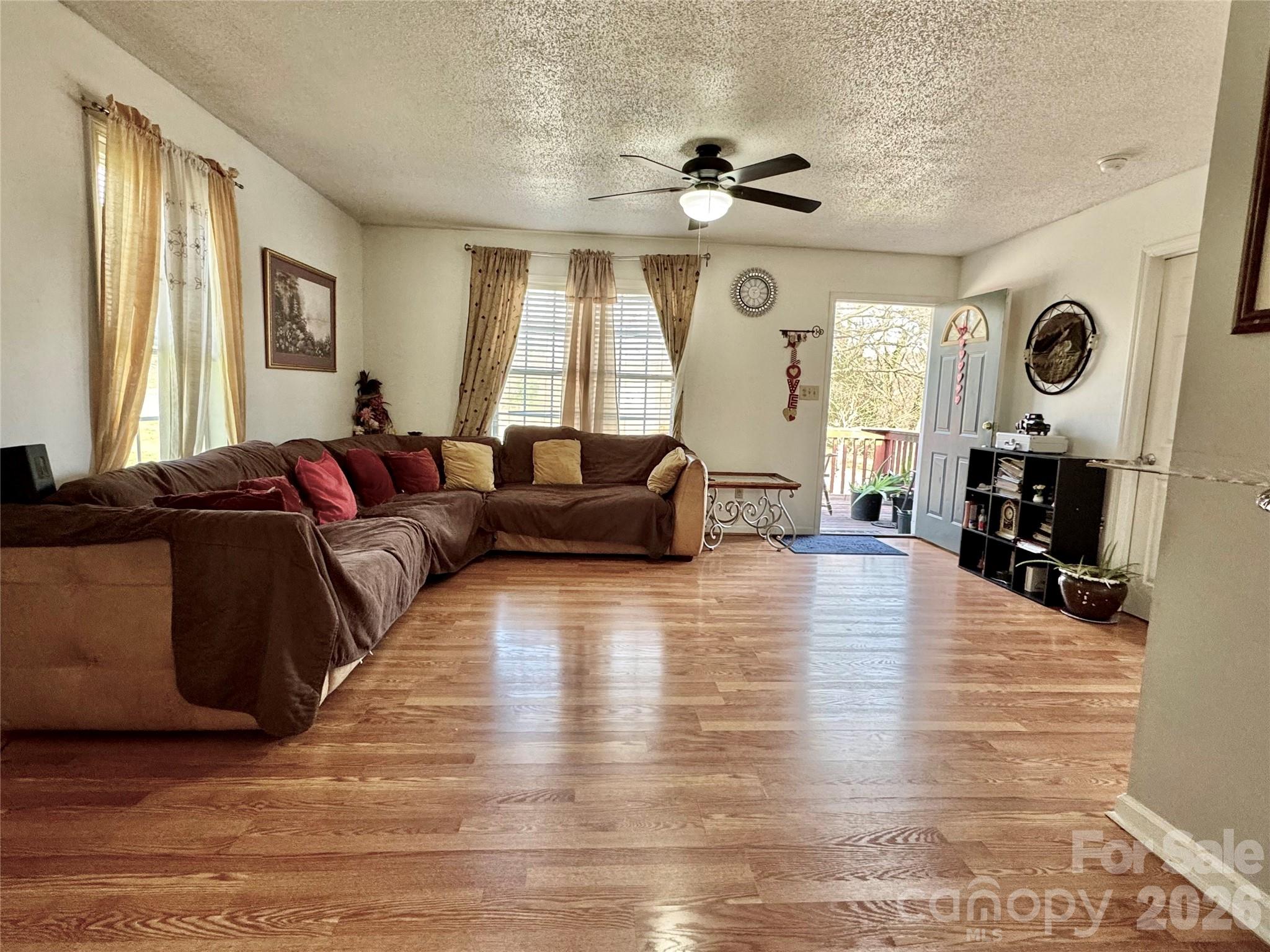 1019 W 7th Avenue — Gastonia