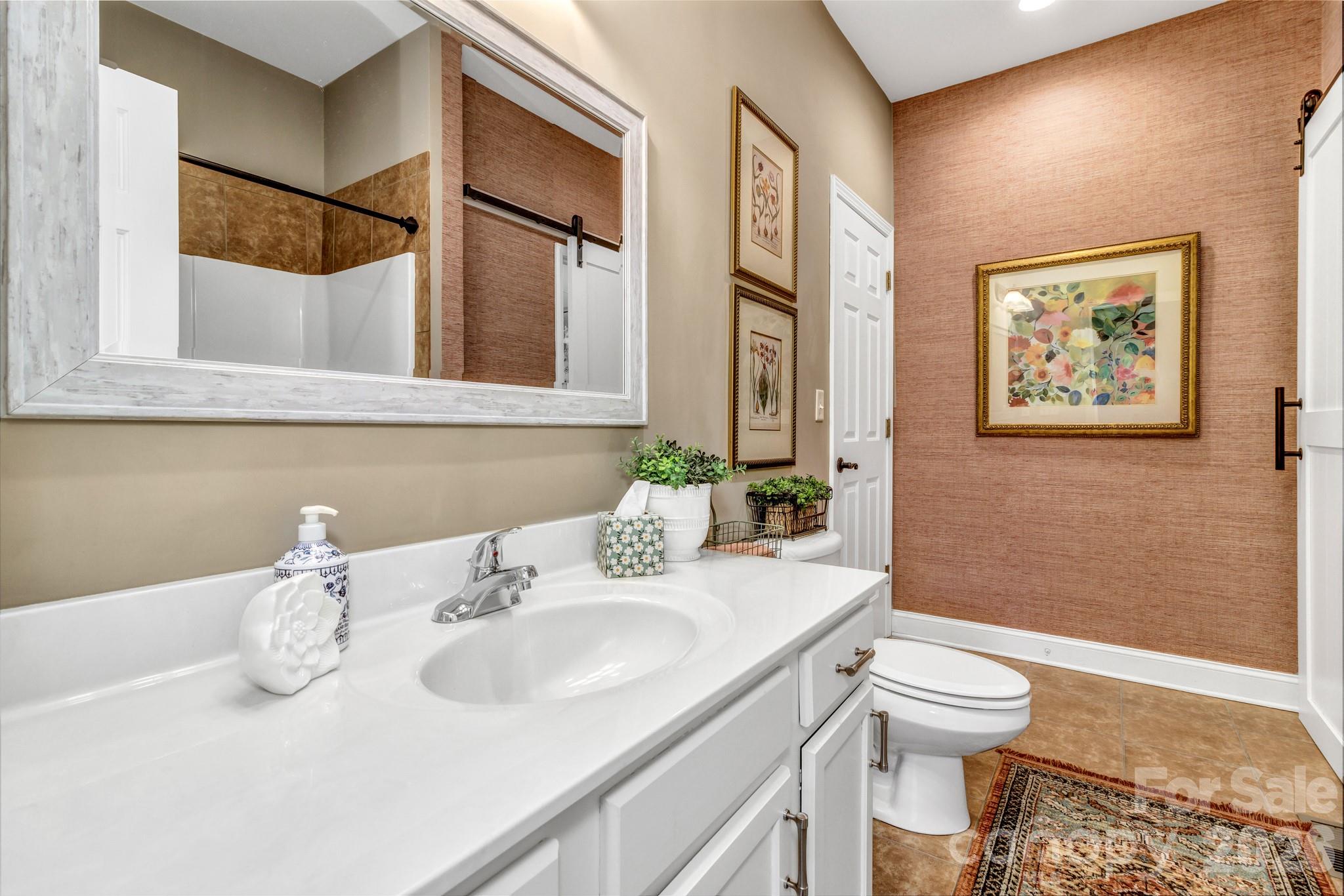 25 Union Chapel Road — Weaverville