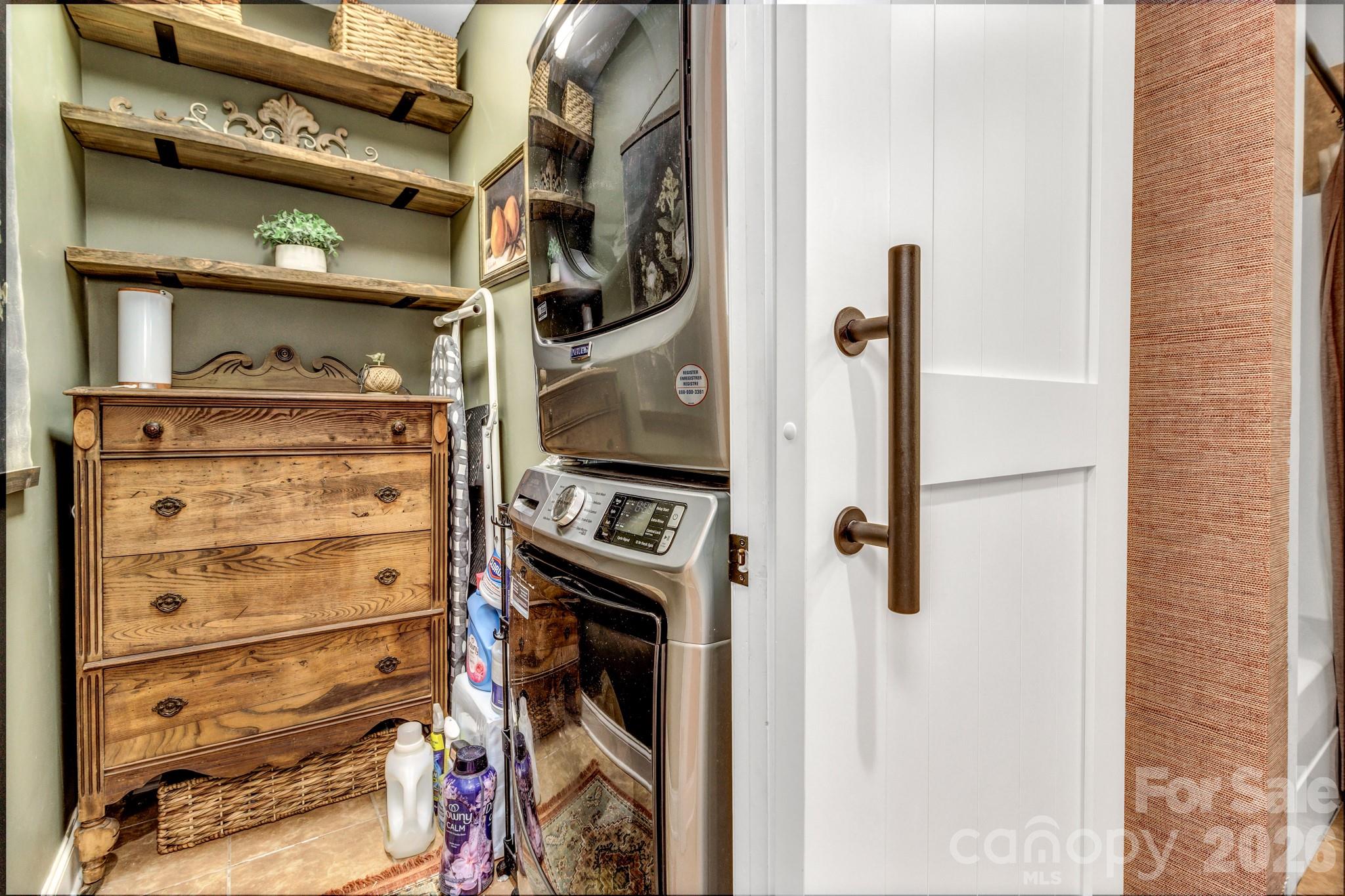 25 Union Chapel Road — Weaverville