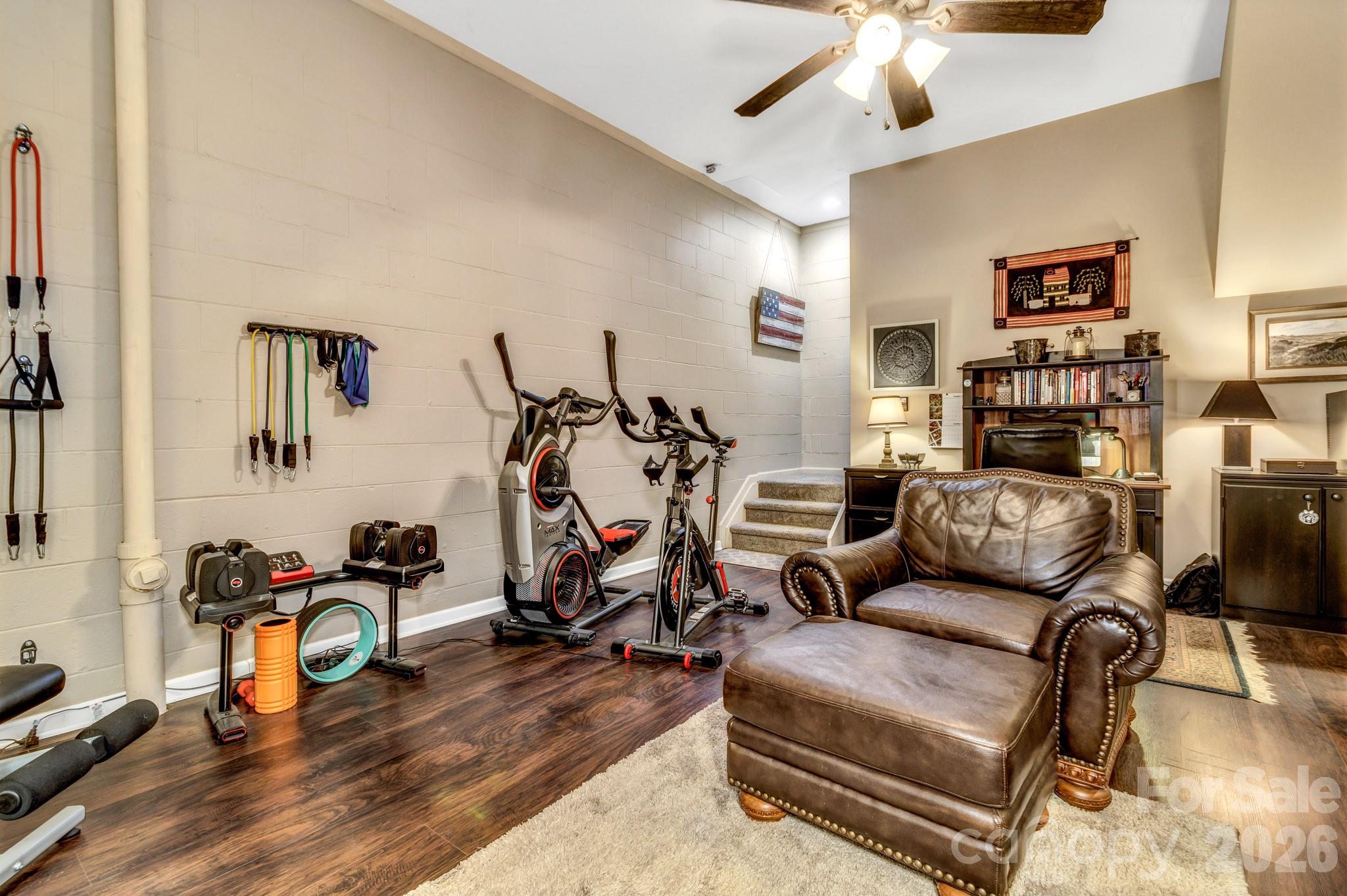 25 Union Chapel Road — Weaverville