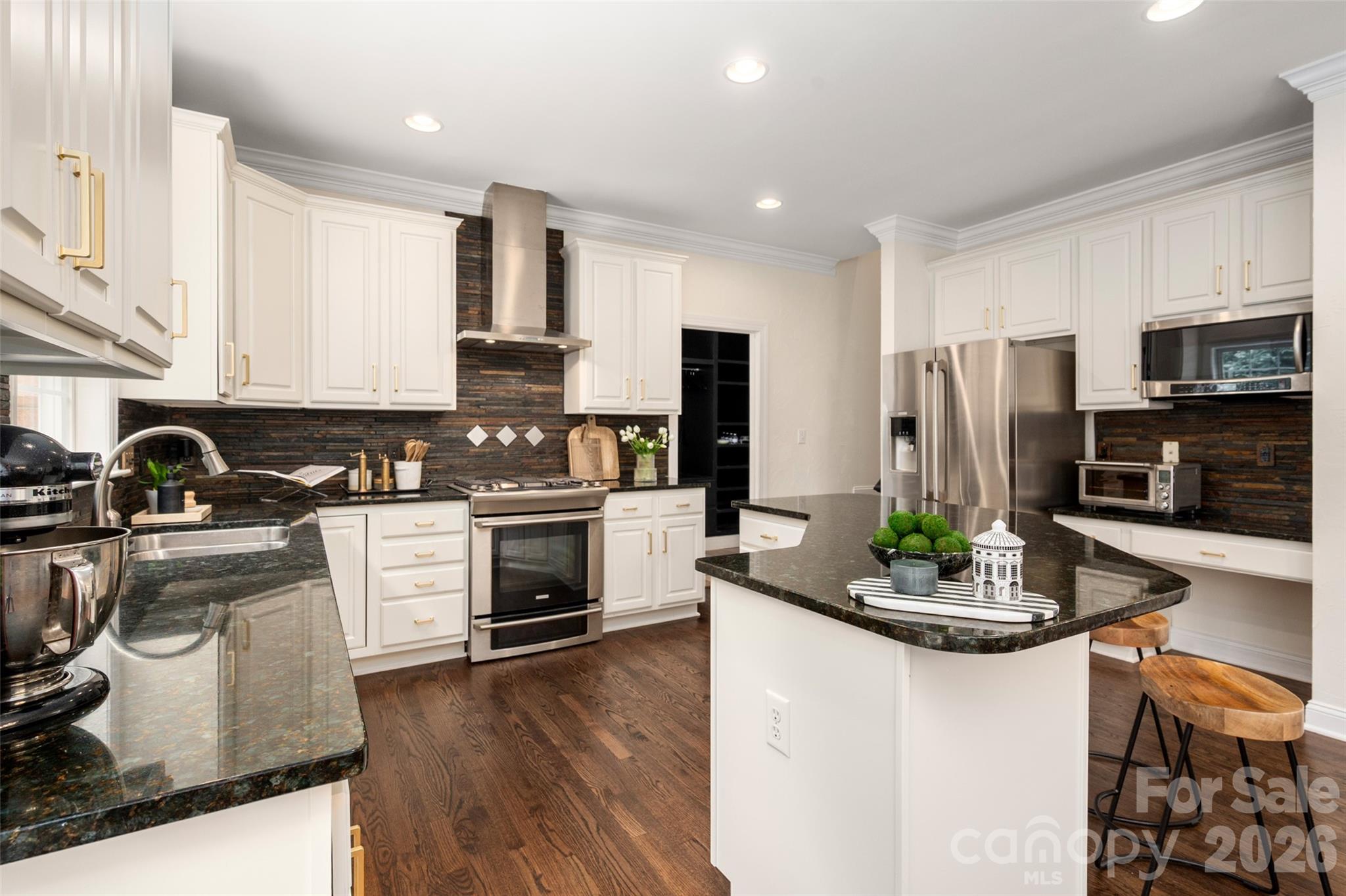 8127 Grahamson Lane — Charlotte