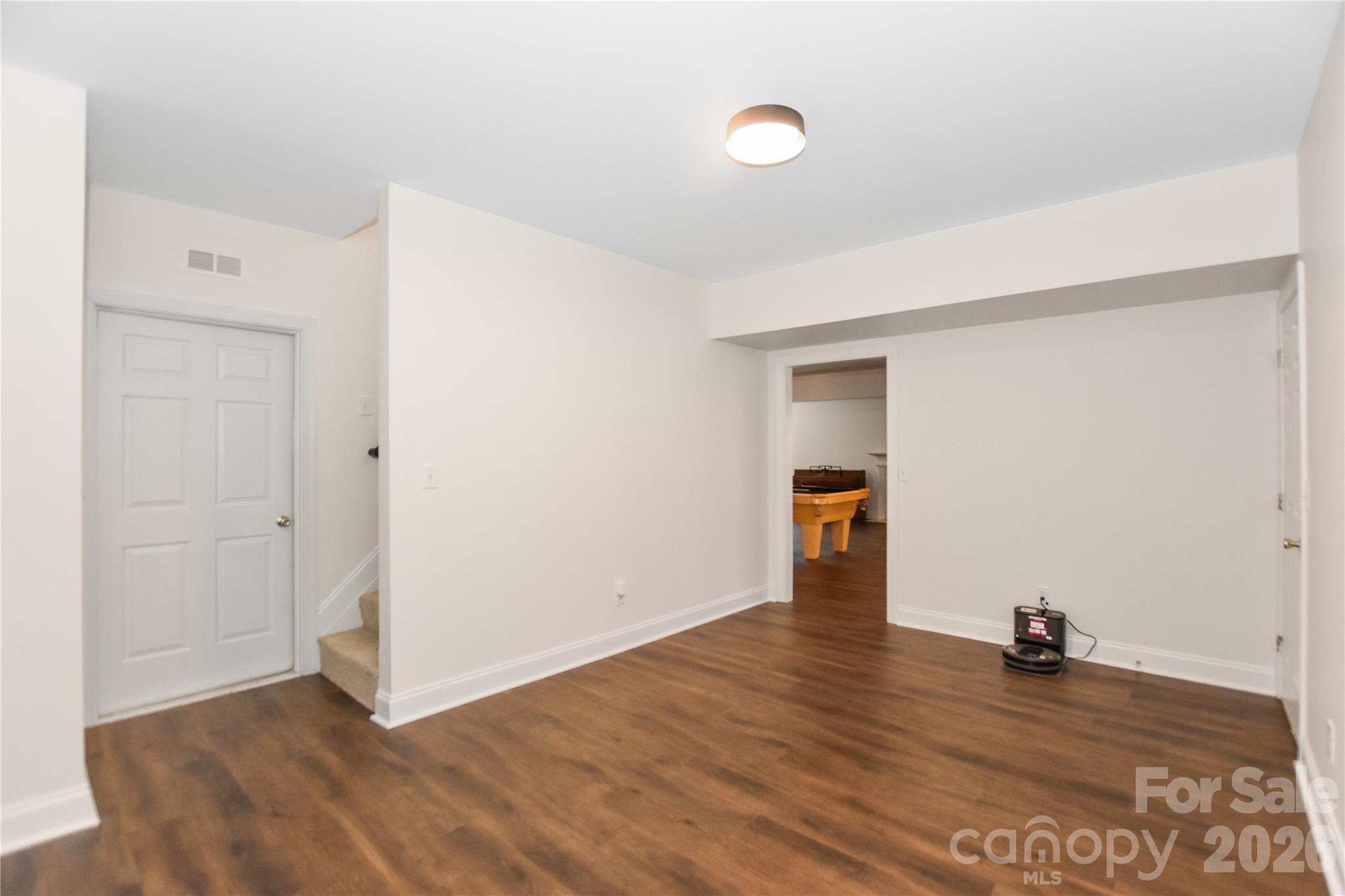 8127 Grahamson Lane — Charlotte
