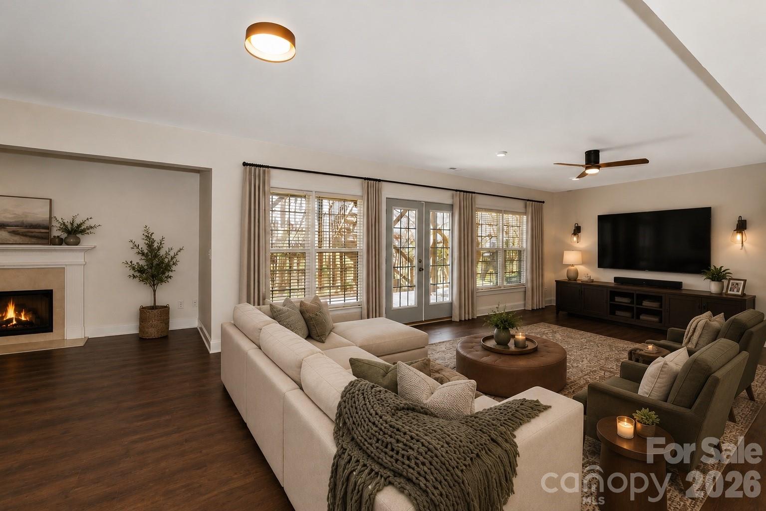 8127 Grahamson Lane — Charlotte