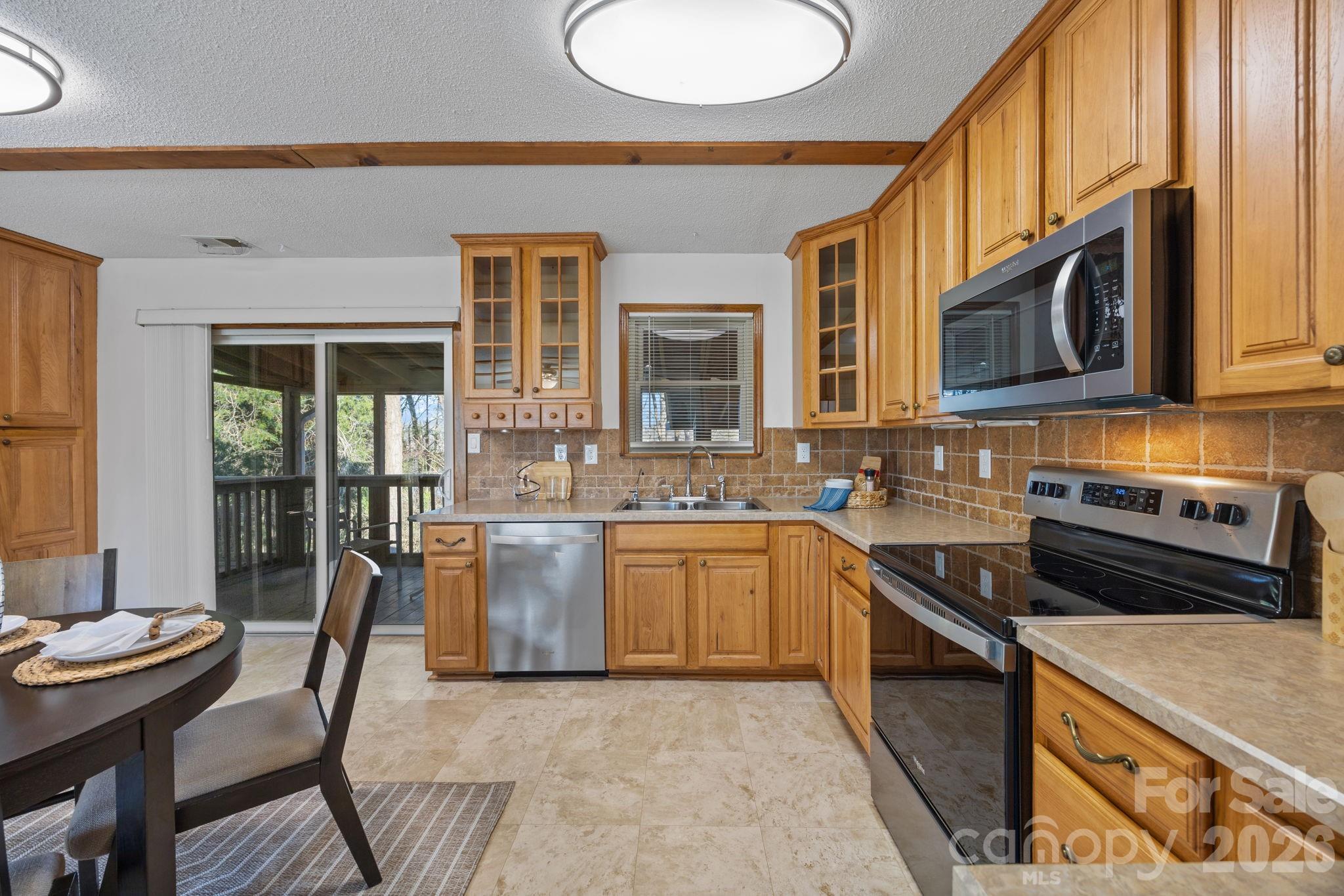 4278 Harbor Lane — Sherrills Ford