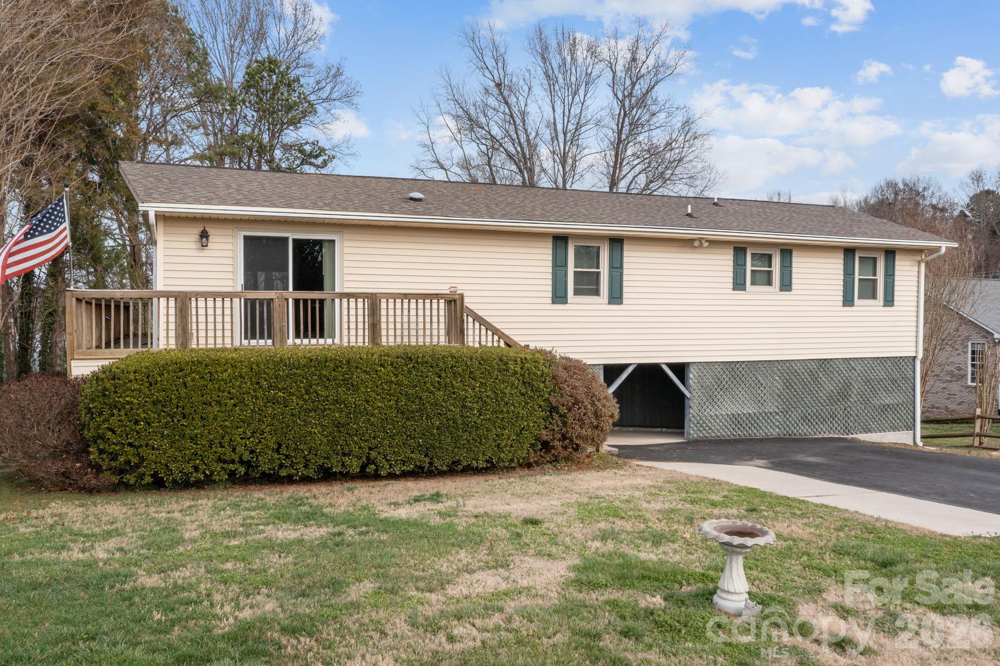 4278 Harbor Lane — Sherrills Ford