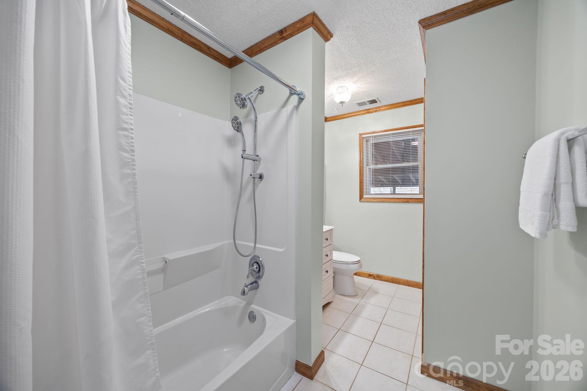 4278 Harbor Lane — Sherrills Ford