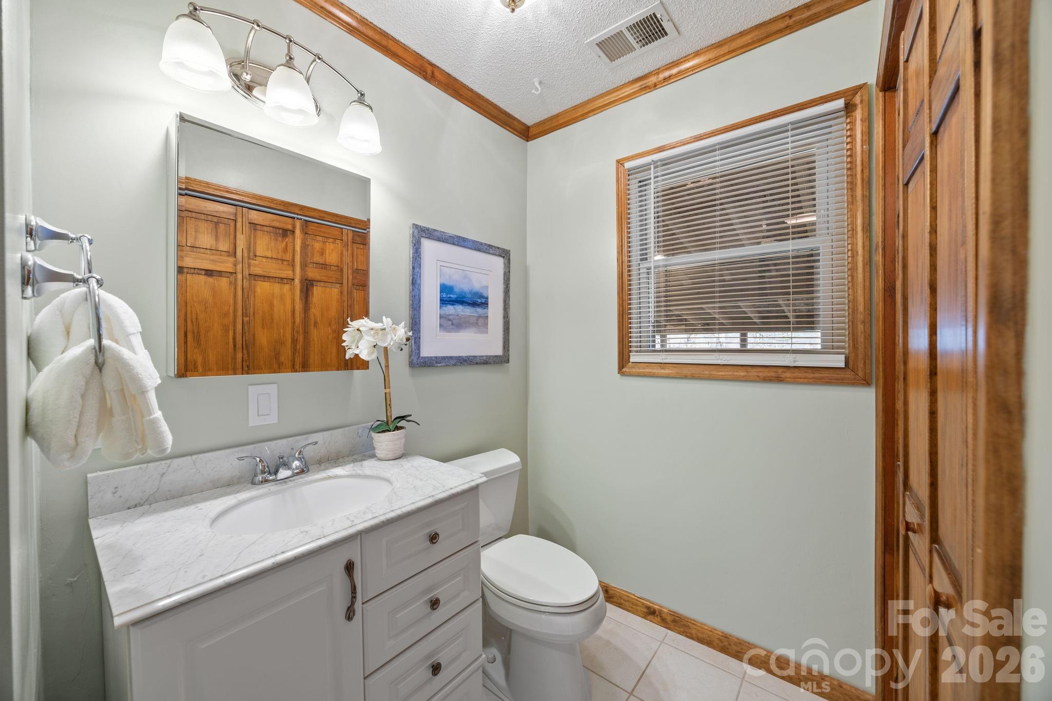 4278 Harbor Lane — Sherrills Ford
