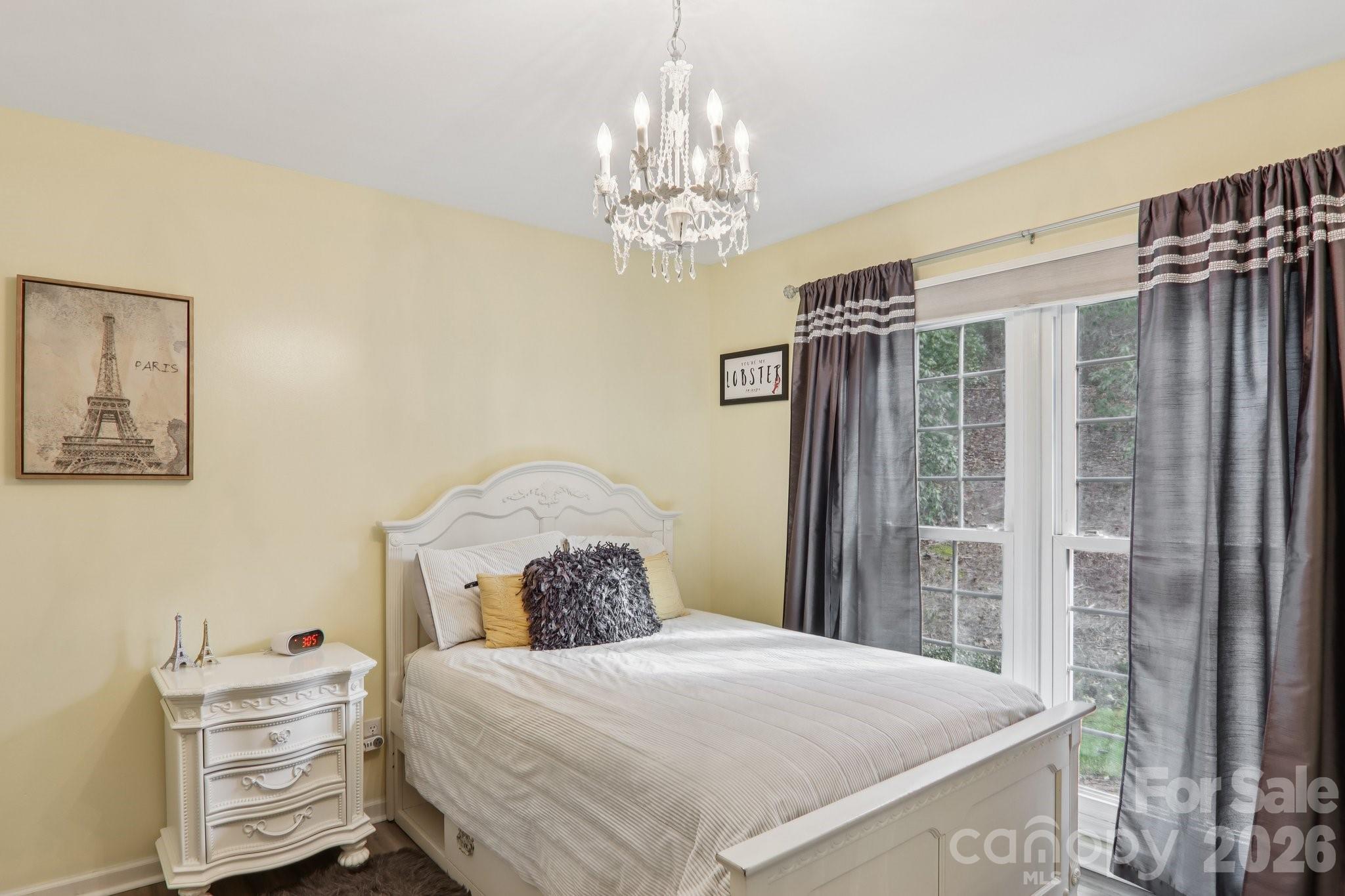 741 Zelda Court — Hendersonville