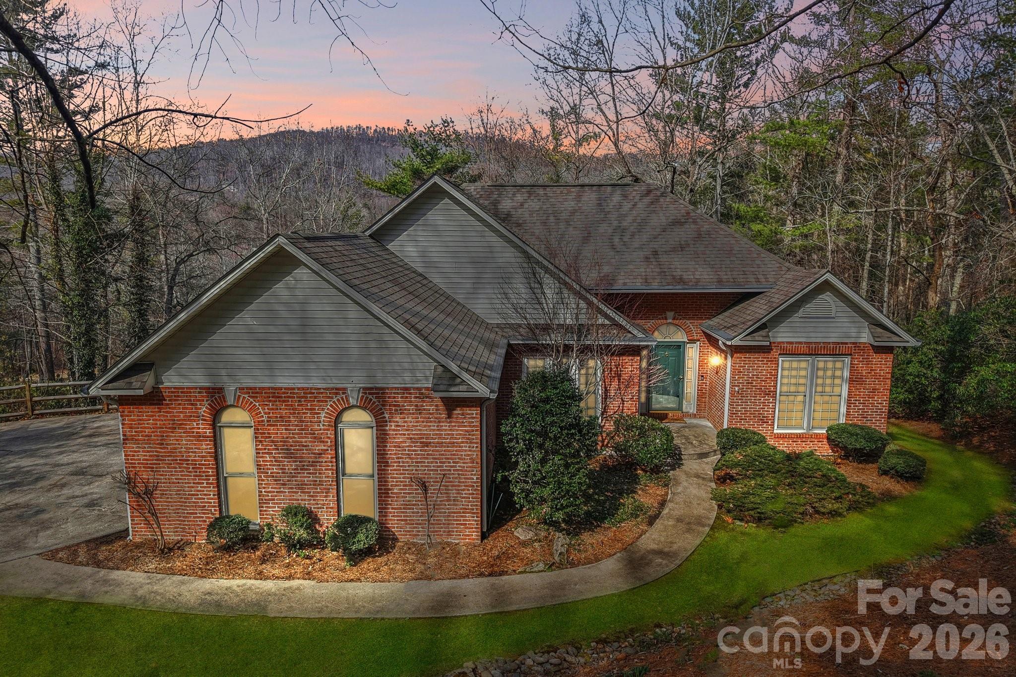 741 Zelda Court — Hendersonville
