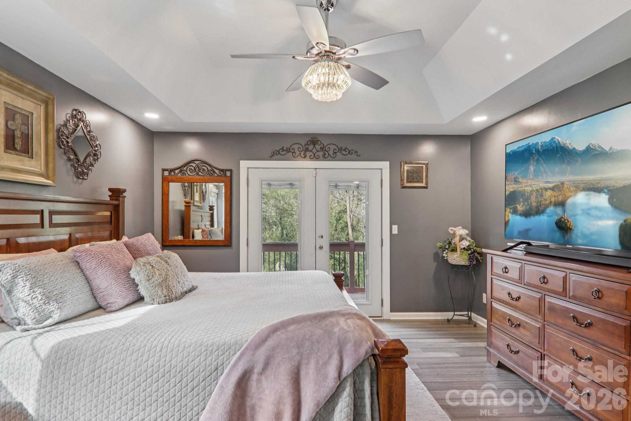 741 Zelda Court — Hendersonville
