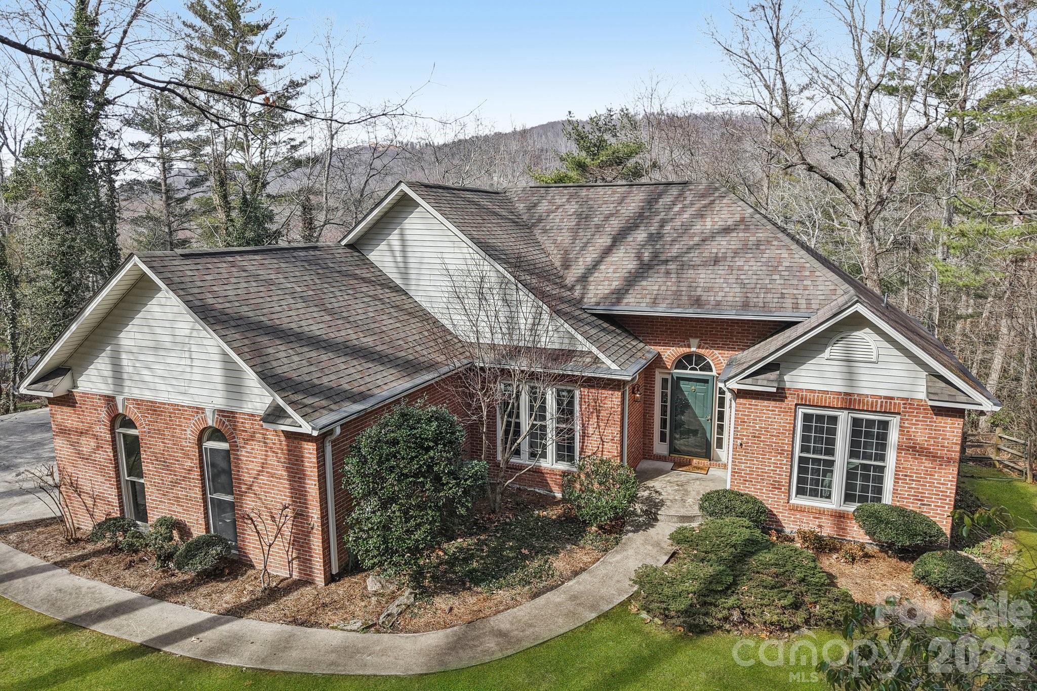 741 Zelda Court — Hendersonville