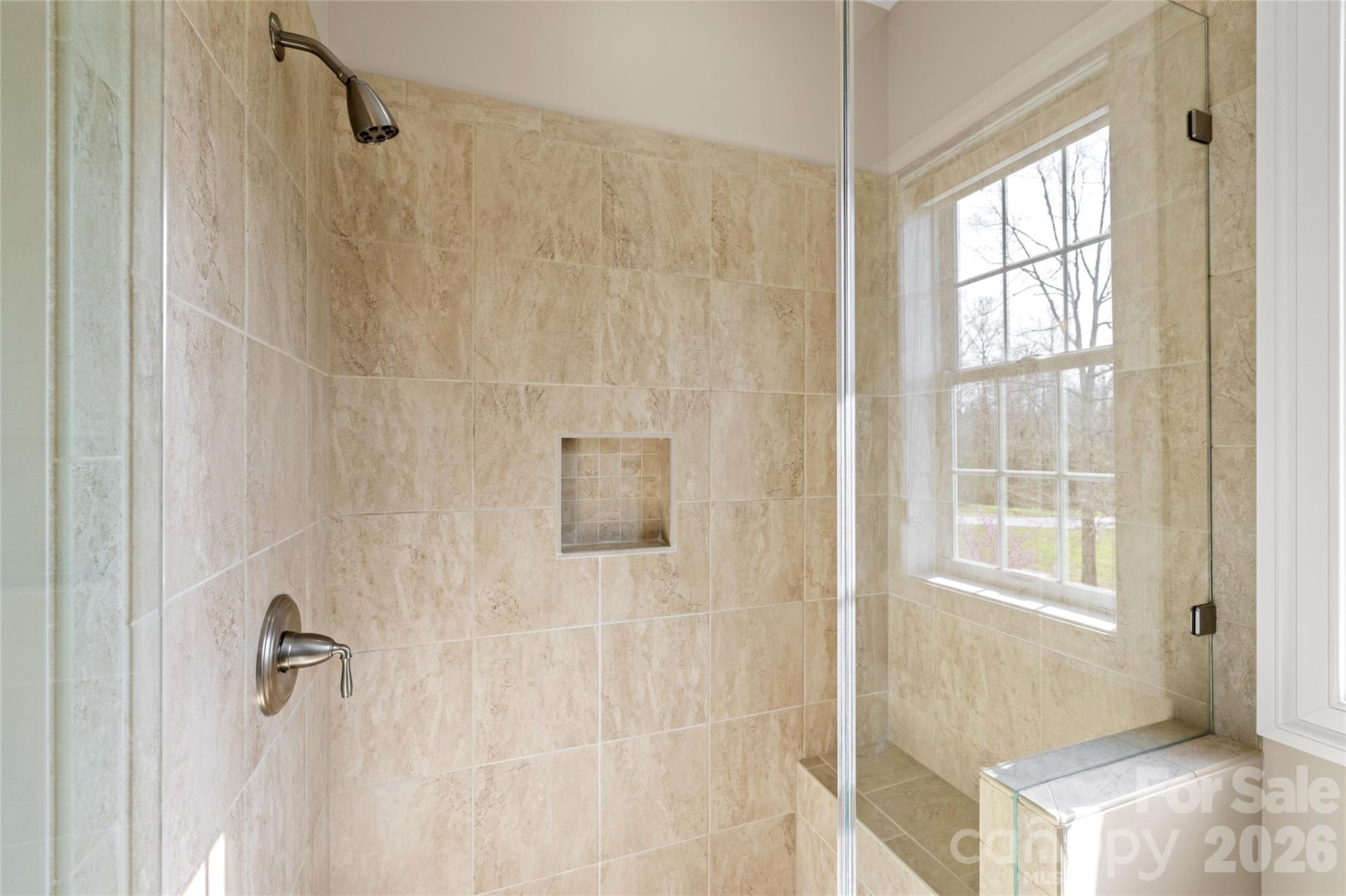 490 Mapleton Lane — Columbus