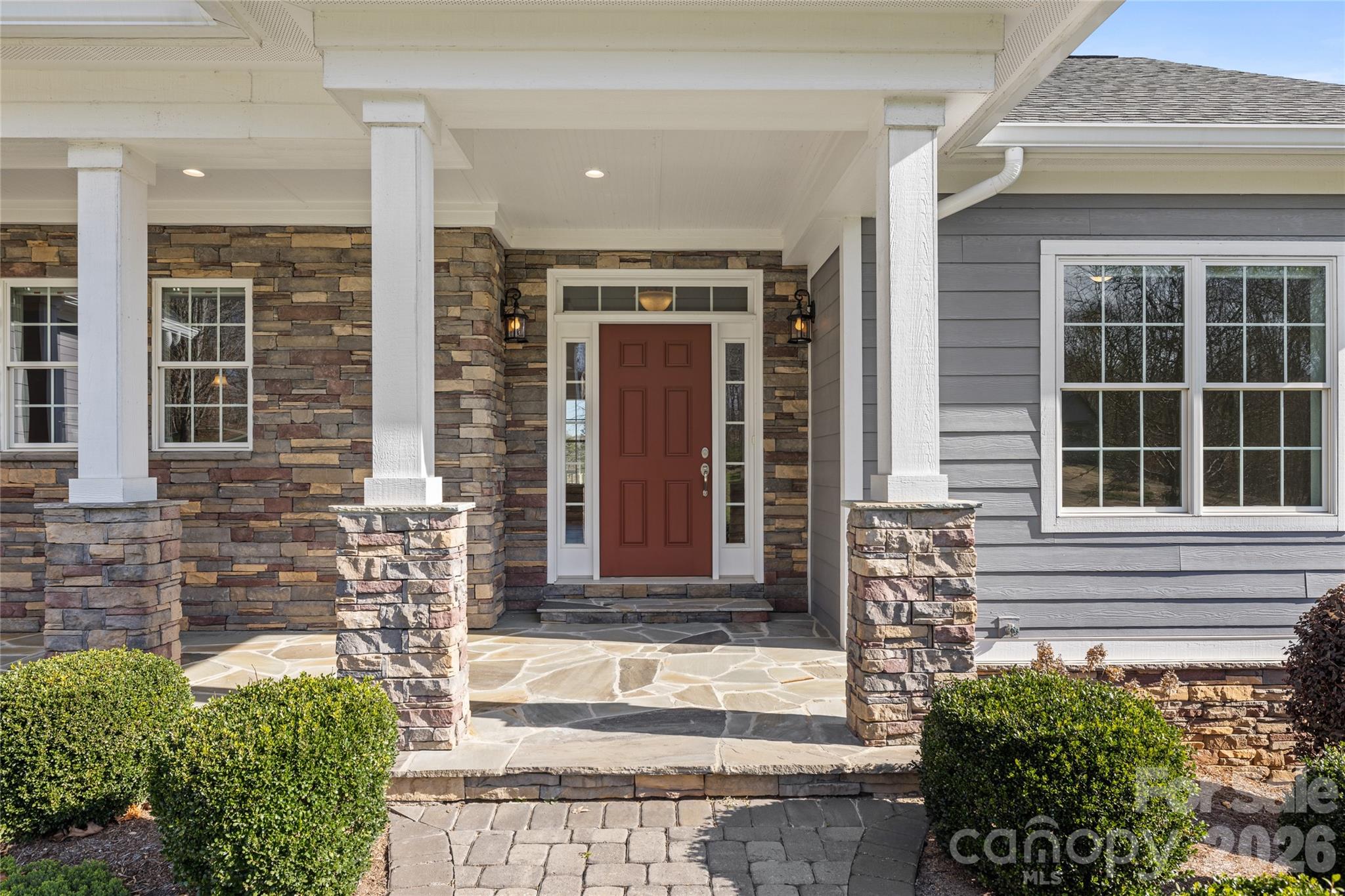 490 Mapleton Lane — Columbus