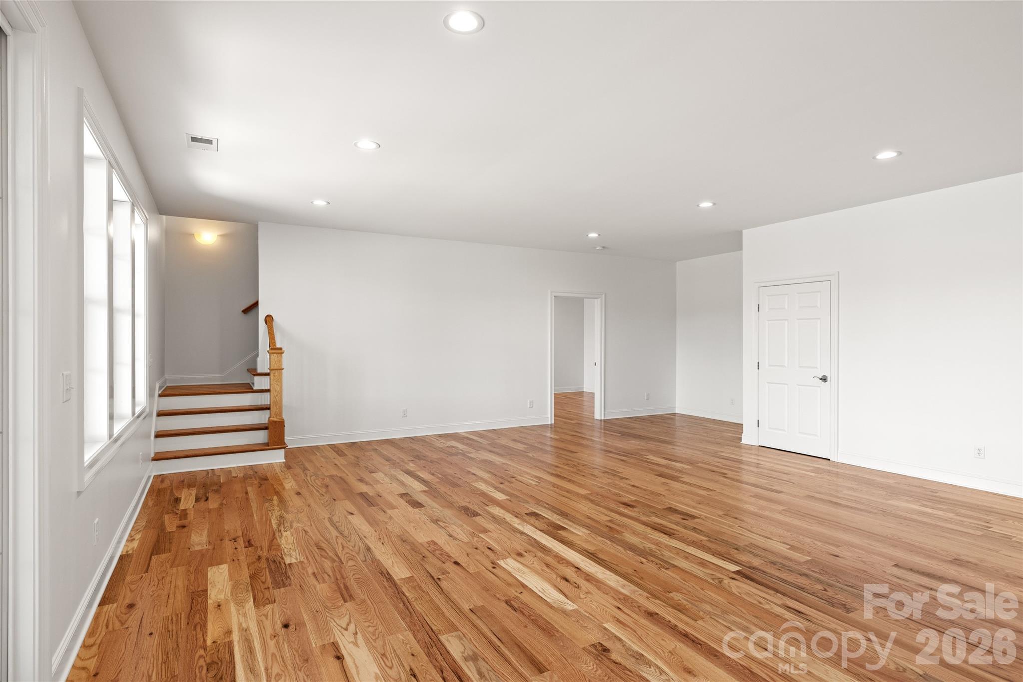 490 Mapleton Lane — Columbus