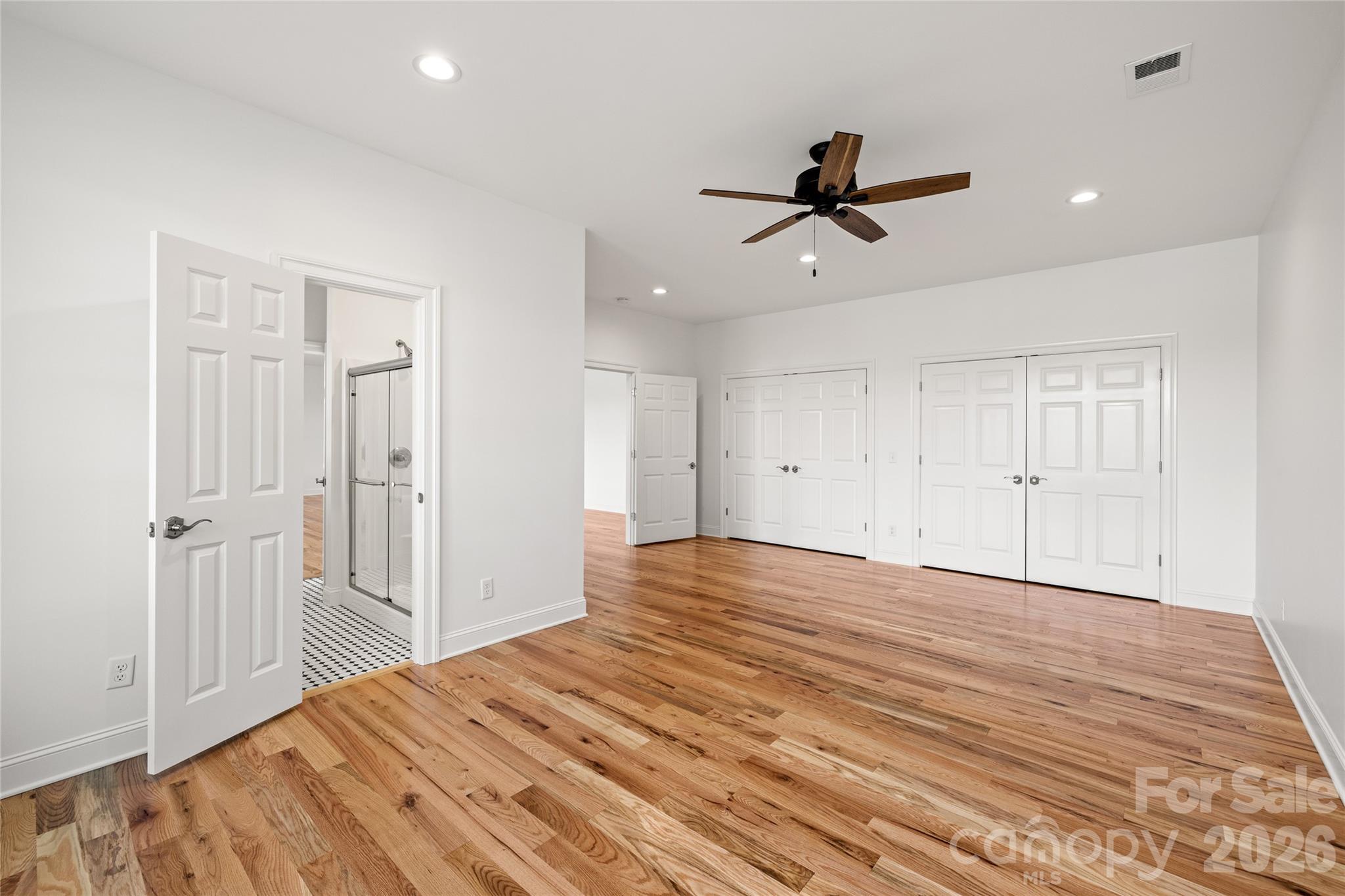 490 Mapleton Lane — Columbus