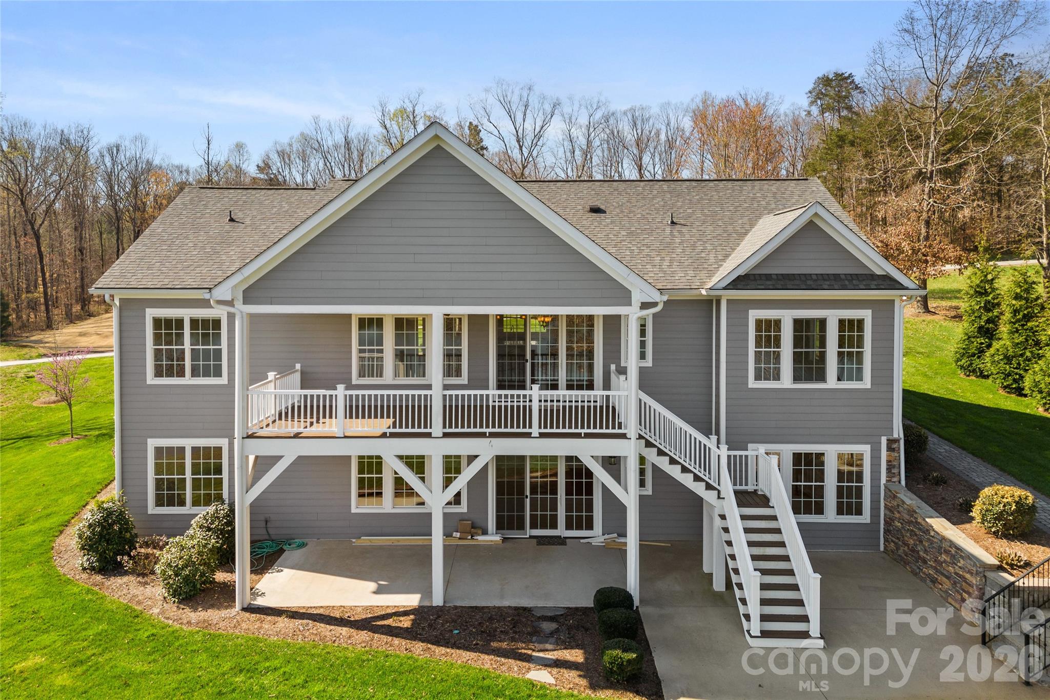 490 Mapleton Lane — Columbus