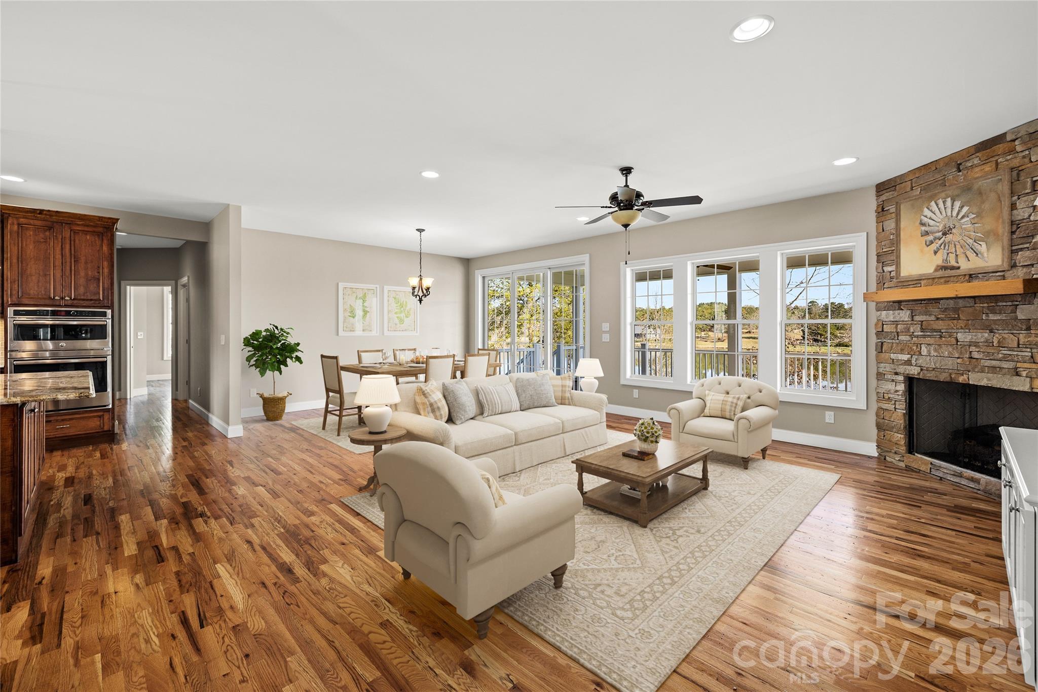 490 Mapleton Lane — Columbus