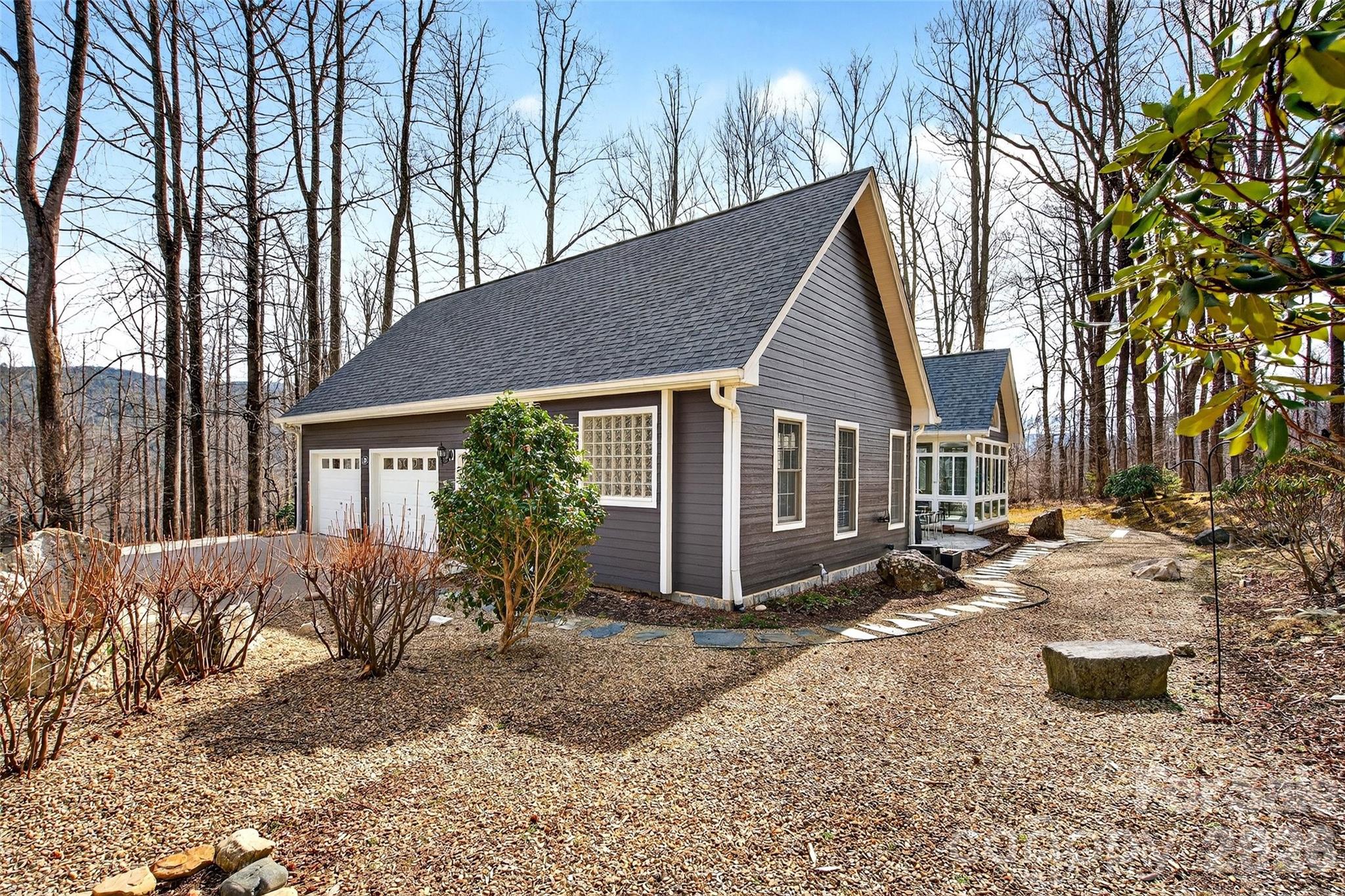 219 Catawba Drive — Marion