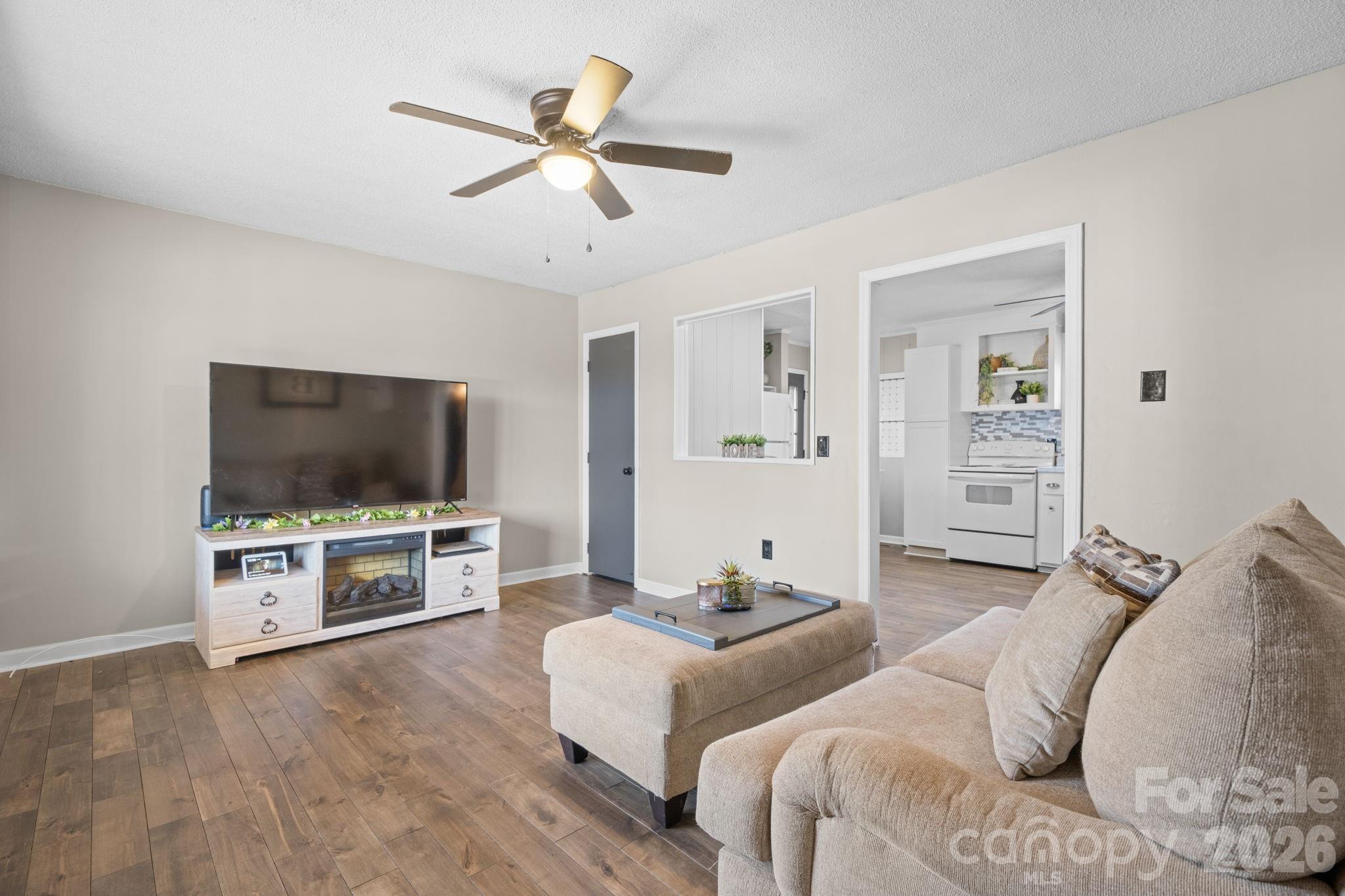 606 Prospect Street NW — Lenoir