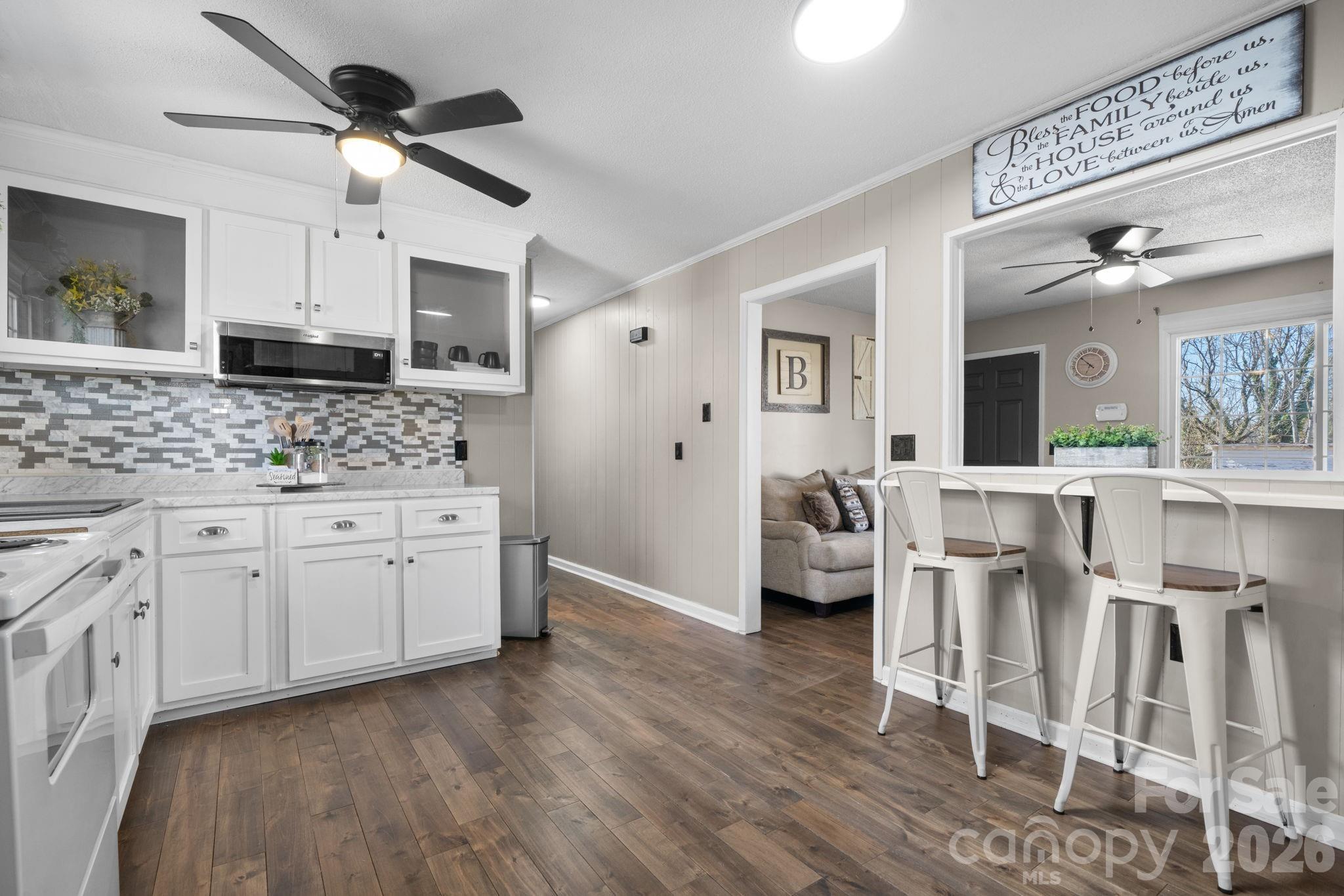 606 Prospect Street NW — Lenoir